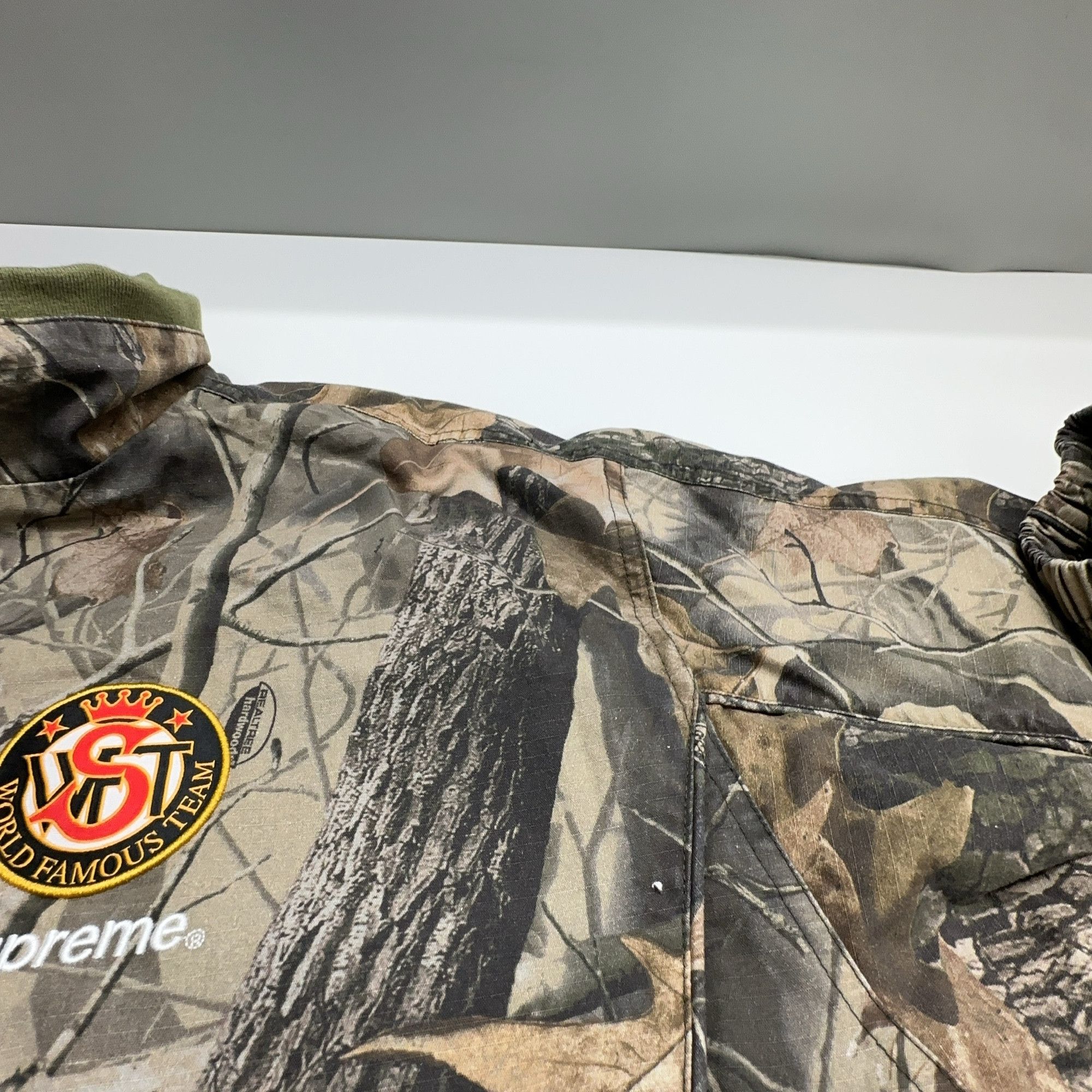 Supreme Supreme x Umbro Camo Track Jacket Size S Size US S / EU 44-46 / 1 - 6 Thumbnail