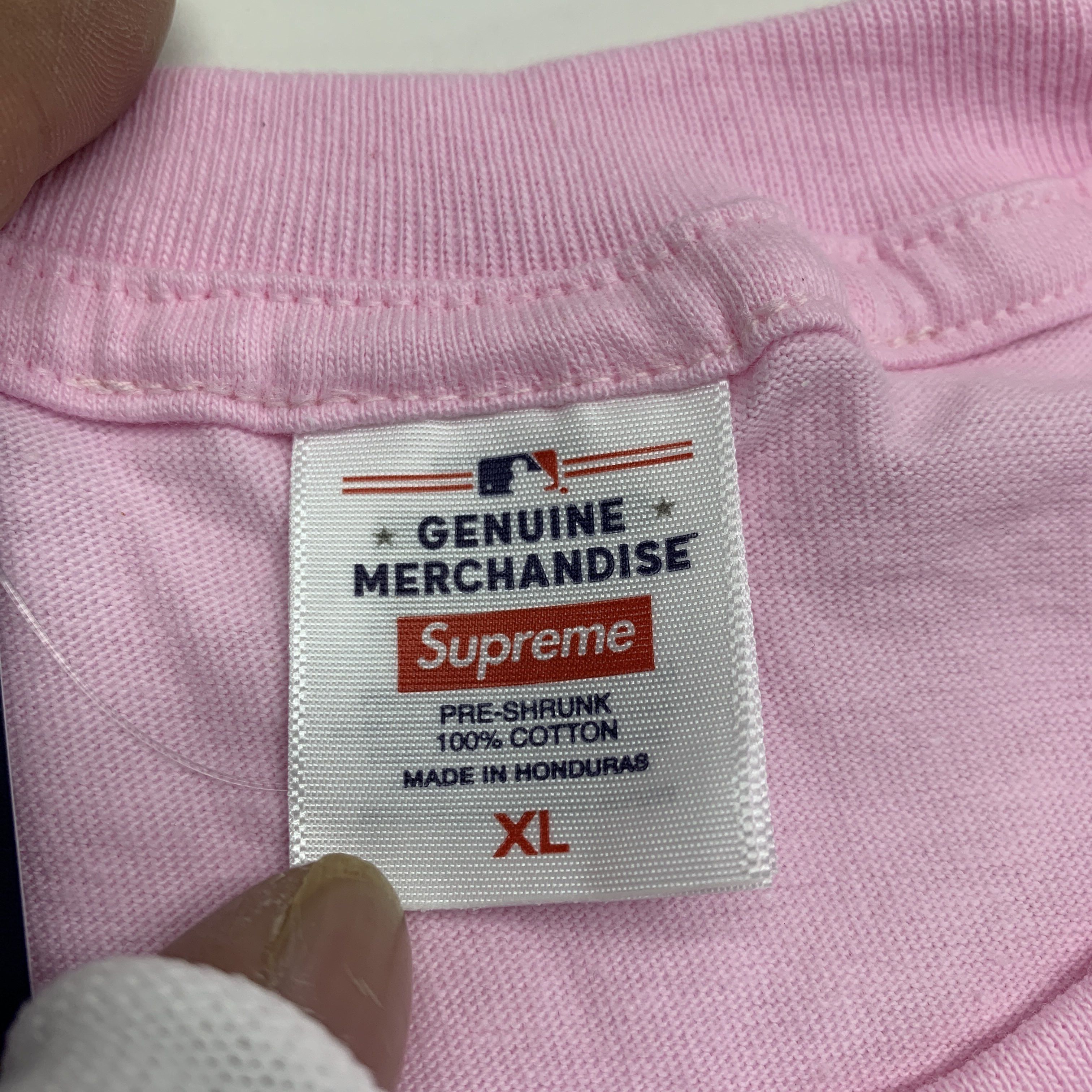 Supreme Supreme MLB White Sox Logo T-Shirt Size XL Size US XL / EU 56 / 4 - 3 Thumbnail