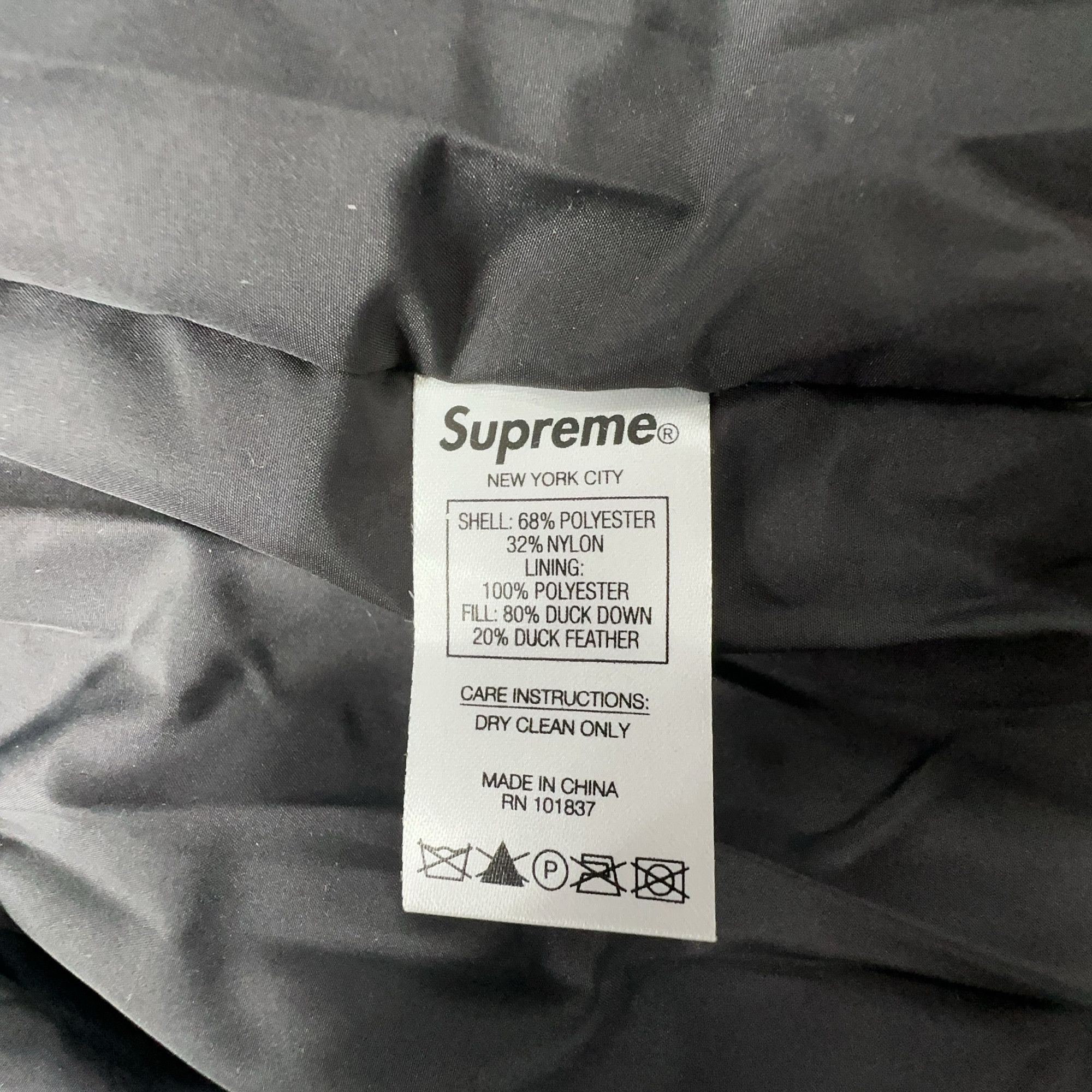 Supreme Supreme Iridescent Puffy Jacket Size M Size US M / EU 48-50 / 2 - 3 Thumbnail