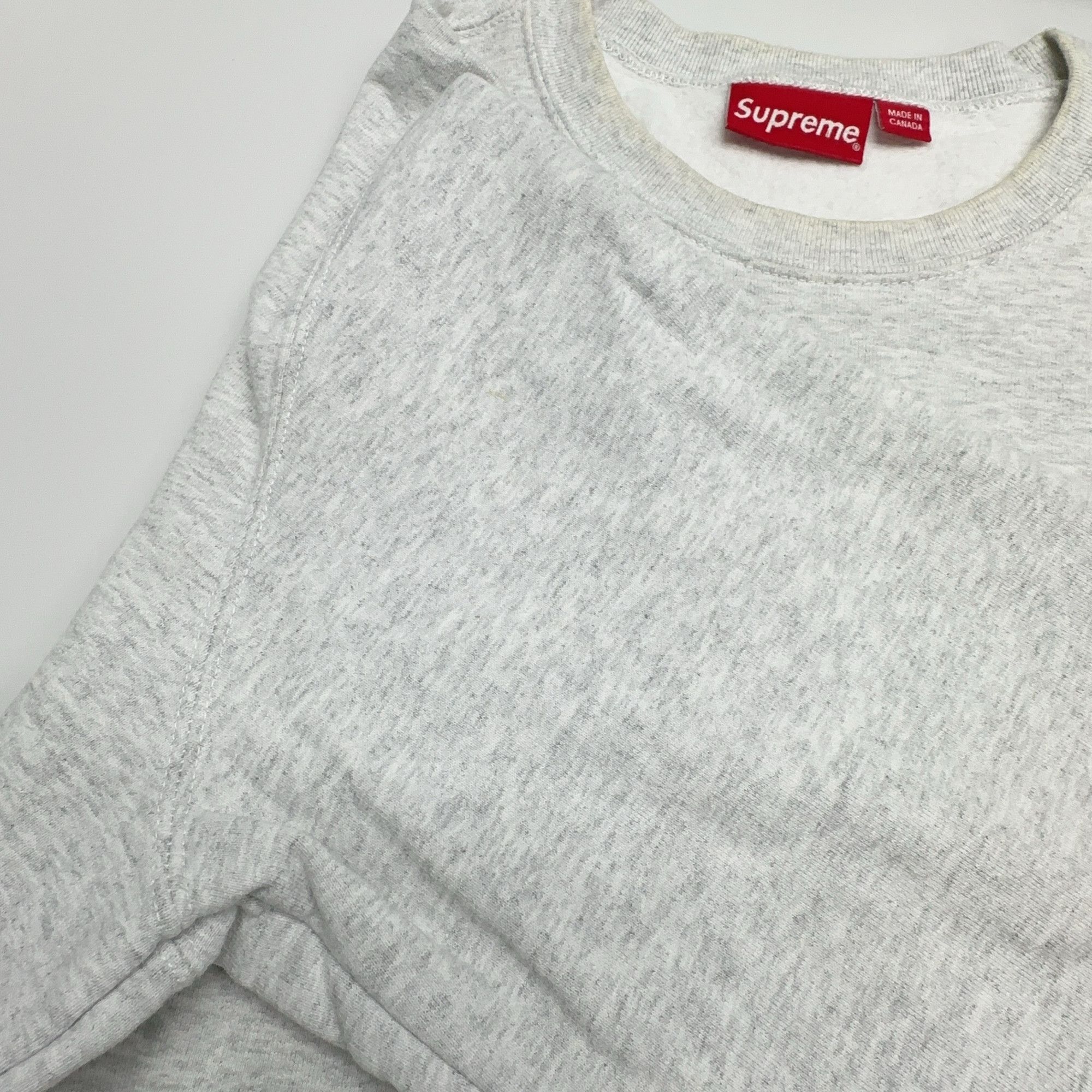 Supreme Supreme Small Box Crewneck Size M Size US M / EU 48-50 / 2 - 13 Thumbnail