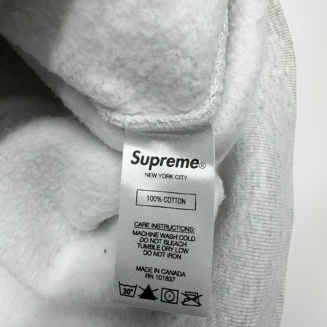 Supreme Supreme Small Box Crewneck Size M Size US M / EU 48-50 / 2 - 5 Thumbnail