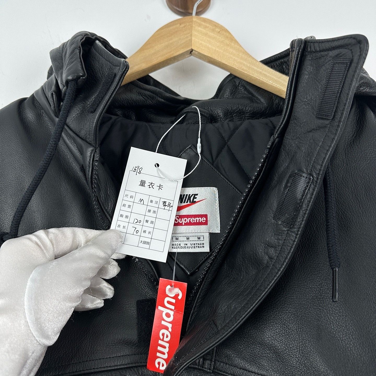Supreme Supreme x Nike Leather Anorak Size M Size US M / EU 48-50 / 2 - 3 Thumbnail