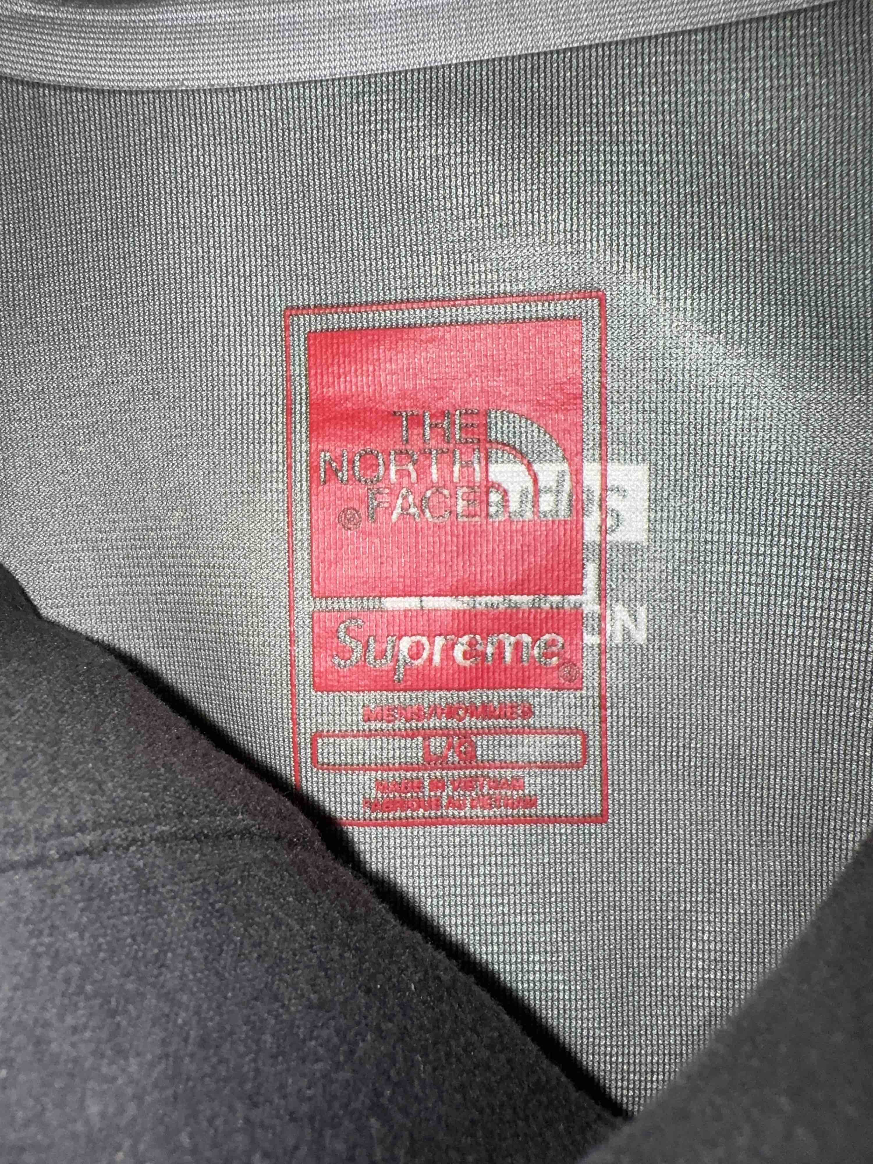 Supreme Supreme x The North Face Rescue Mountain Pro Jacket Size L Size US L / EU 52-54 / 3 - 3 Thumbnail
