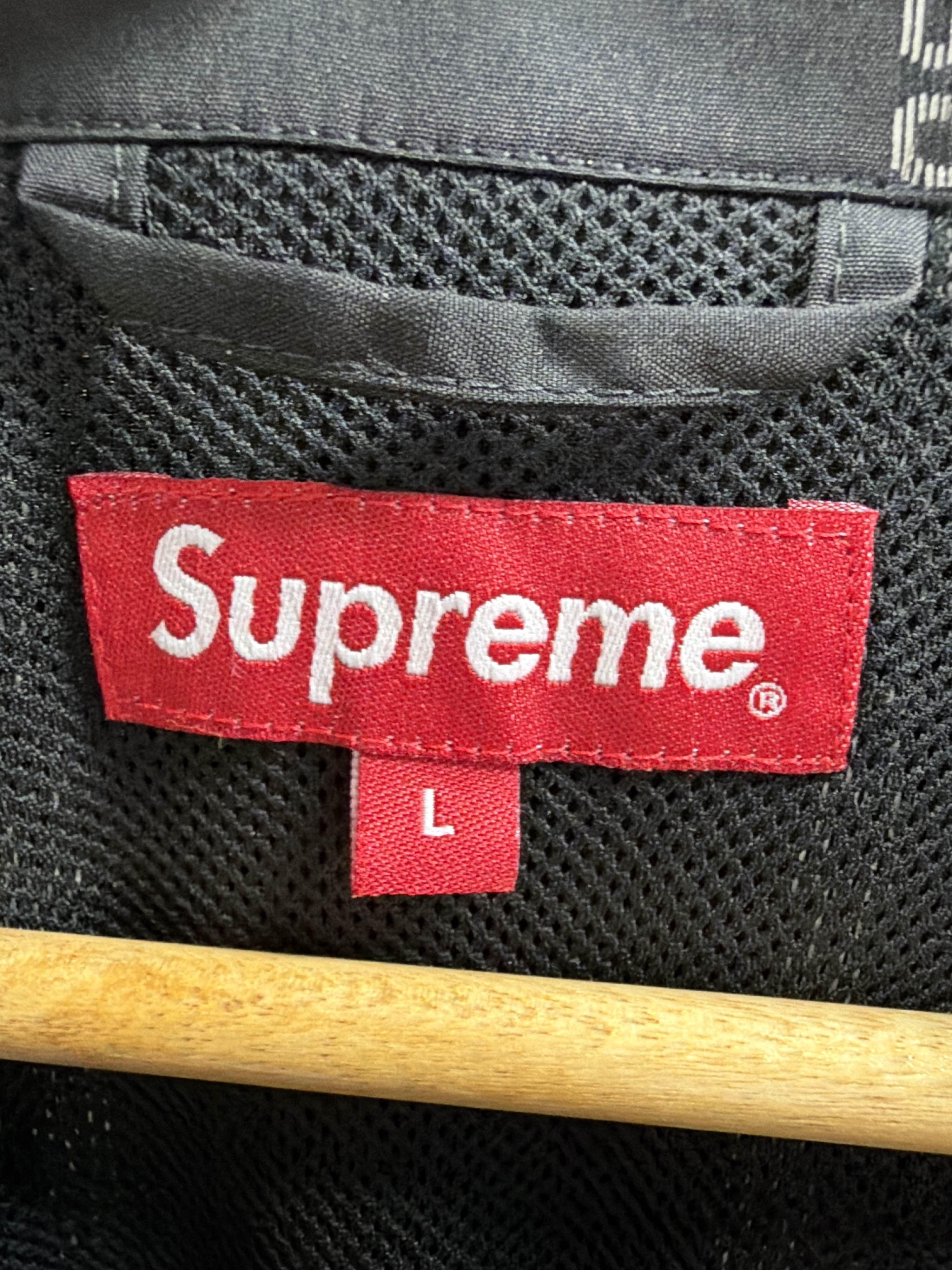 Supreme Supreme Reflective Text Track Jacket Black Size L Size US L / EU 52-54 / 3 - 3 Thumbnail