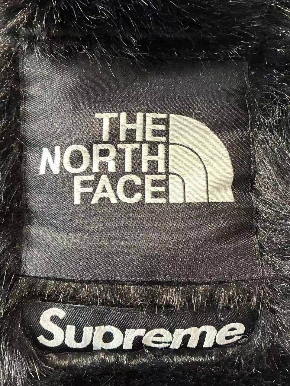 Supreme Supreme x The North Face Faux Fur Nuptse Jacket Size L Size US L / EU 52-54 / 3 - 3 Thumbnail