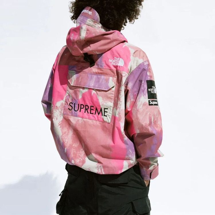 Supreme Supreme x The North Face Tie-Dye Cargo Jacket Size L Size US L / EU 52-54 / 3 - 13 Thumbnail