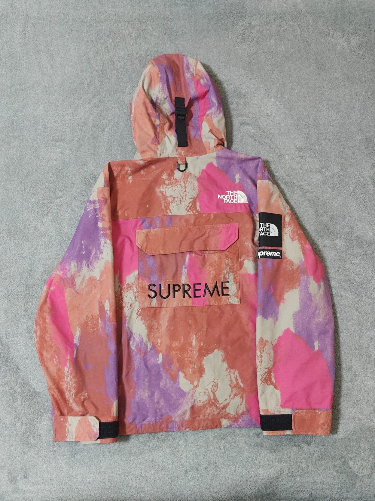 Supreme Supreme x The North Face Tie-Dye Cargo Jacket Size L Size US L / EU 52-54 / 3 - 2 Thumbnail