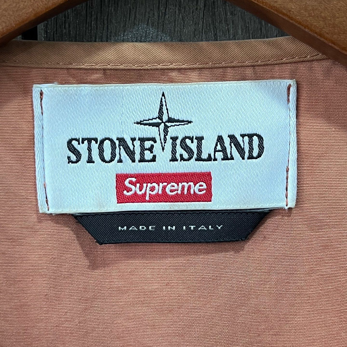 Stone Island × Supreme Supreme x Stone Island Camo Cargo Vest Size M Size US M / EU 48-50 / 2 - 3 Thumbnail