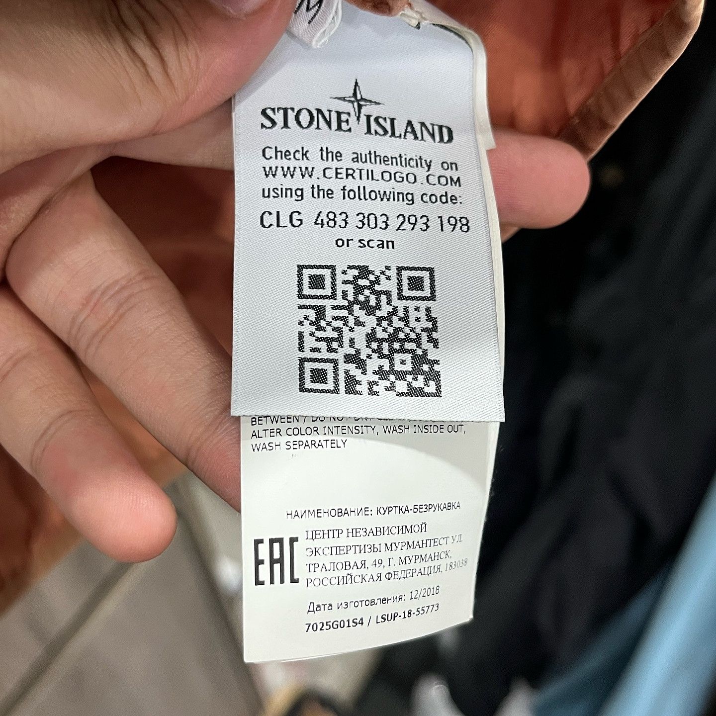 Stone Island × Supreme Supreme x Stone Island Camo Cargo Vest Size M Size US M / EU 48-50 / 2 - 4 Thumbnail