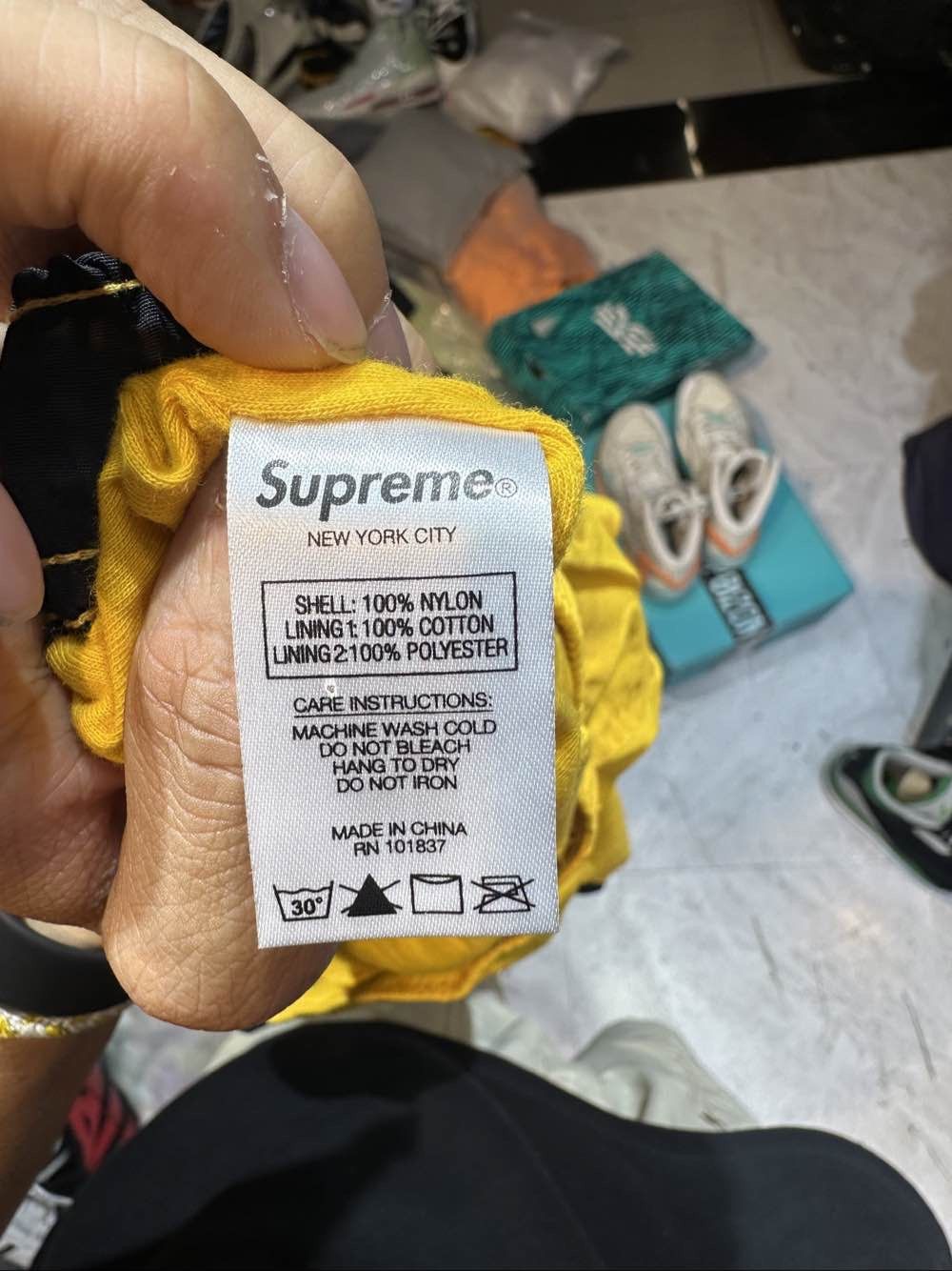 Supreme Supreme Side Logo Track Pants Size S Size US 30 / EU 46 - 4 Thumbnail