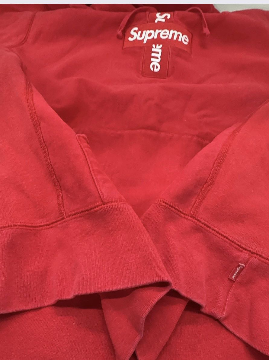 Supreme Supreme Cross Box Logo Hoodie Red Size L Size US L / EU 52-54 / 3 - 6 Thumbnail
