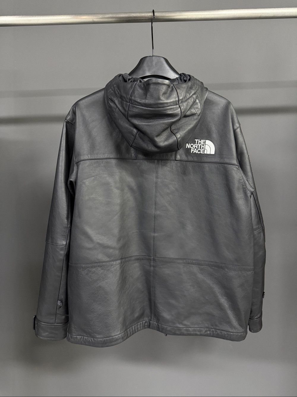 Supreme Supreme x The North Face Leather Mountain Parka Size M Size US M / EU 48-50 / 2 - 2 Thumbnail