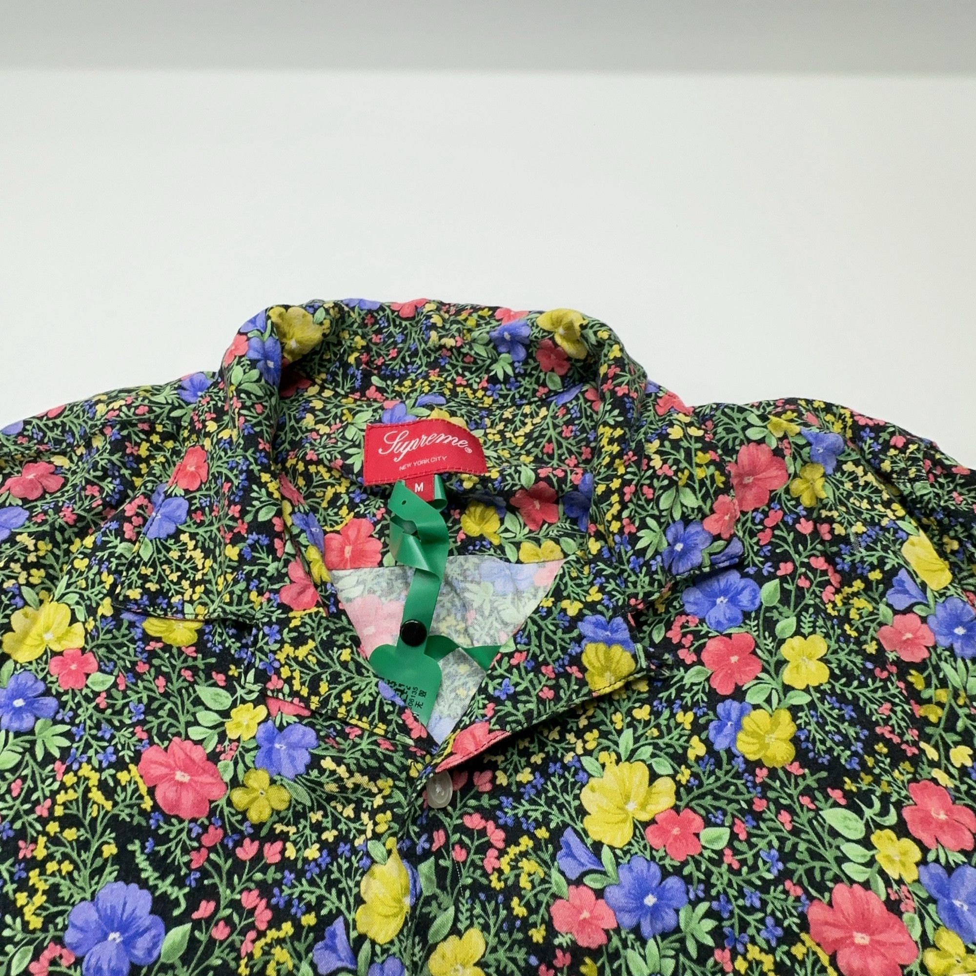 Supreme Supreme Mini Floral Rayon Short Sleeve Shirt Size M Size US M / EU 48-50 / 2 - 5 Thumbnail