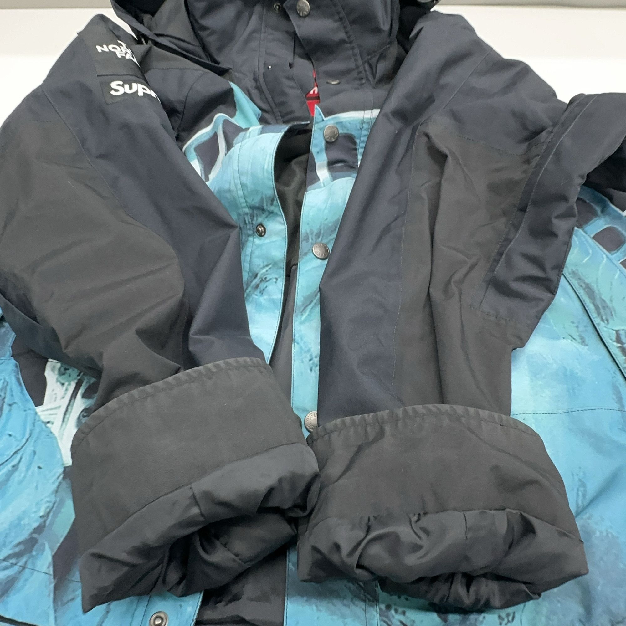 Supreme Supreme x The North Face Statue of Liberty Jacket Size S Size US S / EU 44-46 / 1 - 14 Thumbnail