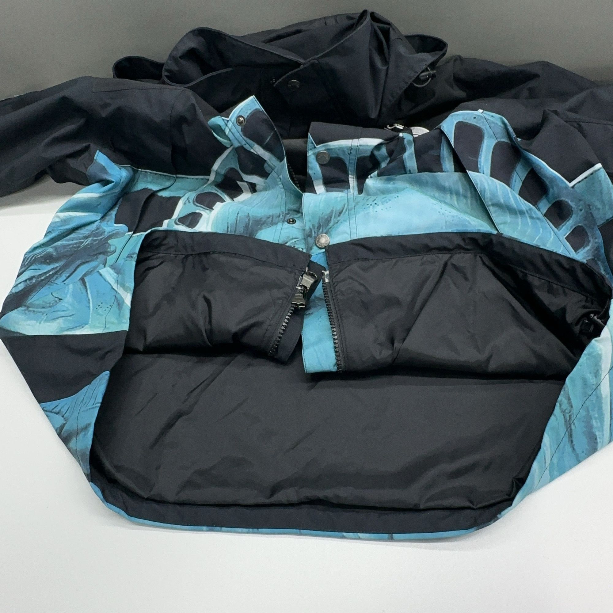 Supreme Supreme x The North Face Statue of Liberty Jacket Size S Size US S / EU 44-46 / 1 - 11 Thumbnail