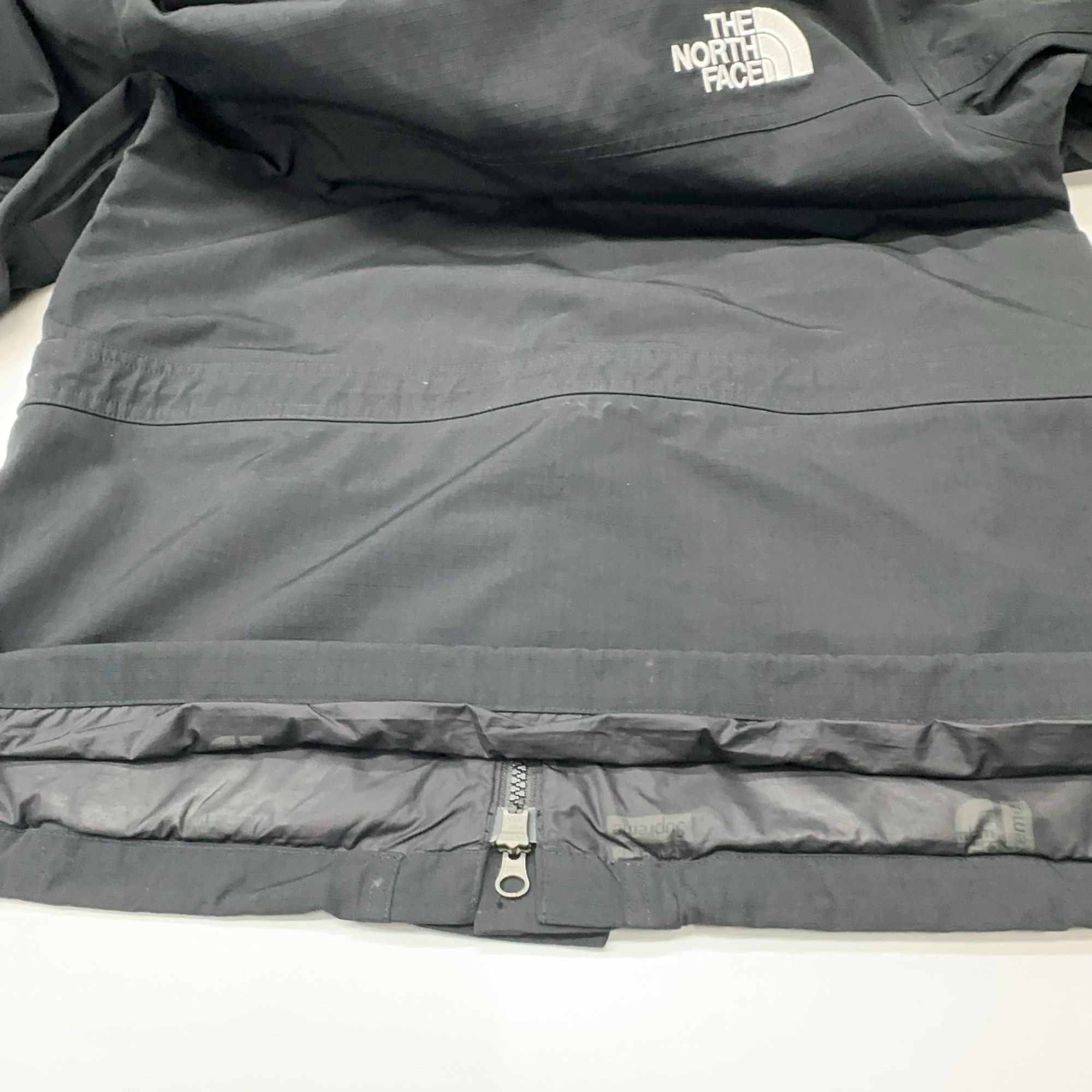 Supreme Supreme x The North Face Gore-Tex Jacket Size S Size US S / EU 44-46 / 1 - 12 Thumbnail
