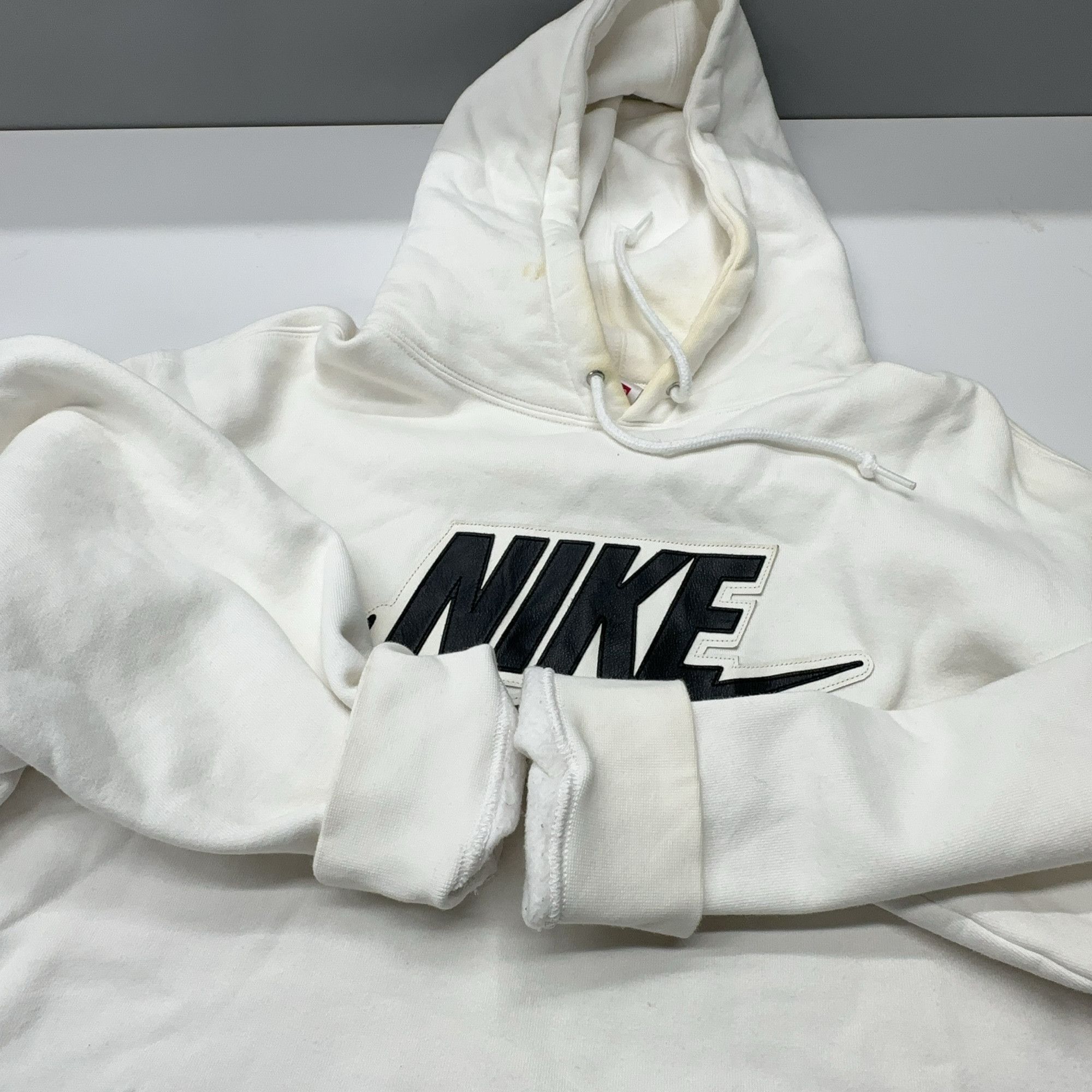 Supreme Supreme x Nike Logo Hoodie White Size M Size US M / EU 48-50 / 2 - 10 Thumbnail