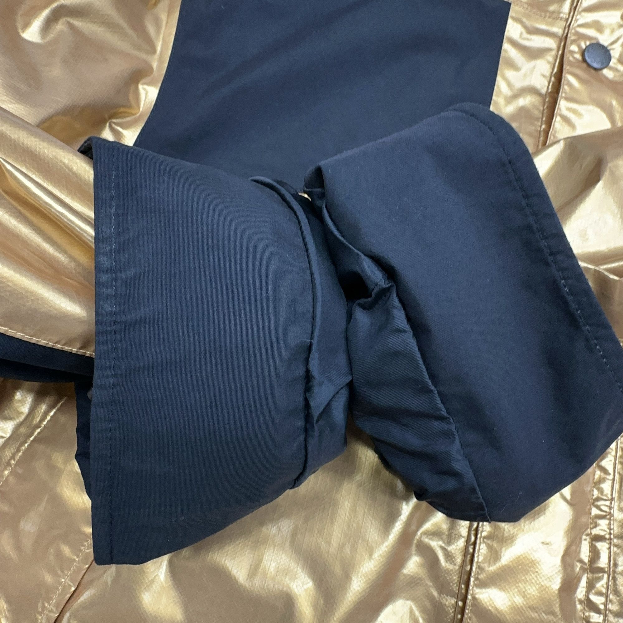 Supreme Supreme x The North Face Metallic Mountain Parka Gold Size L Size US L / EU 52-54 / 3 - 7 Thumbnail