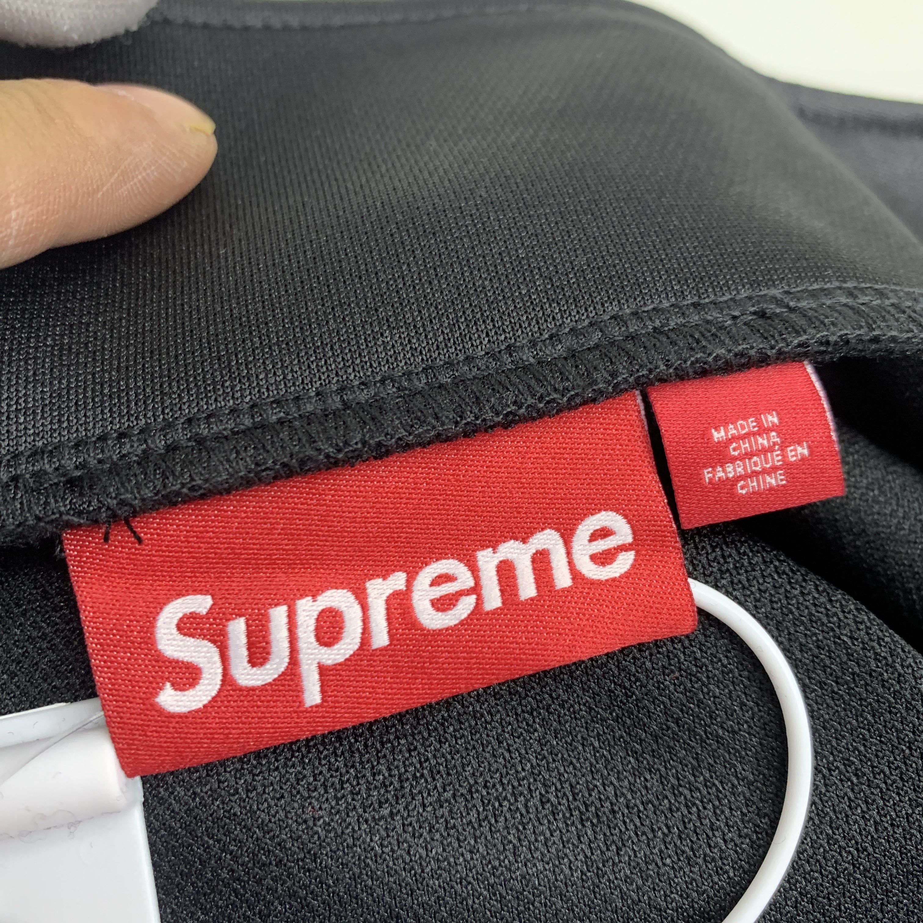 Supreme Supreme Graphic Print Track Jacket Size XL Size US XL / EU 56 / 4 - 3 Thumbnail