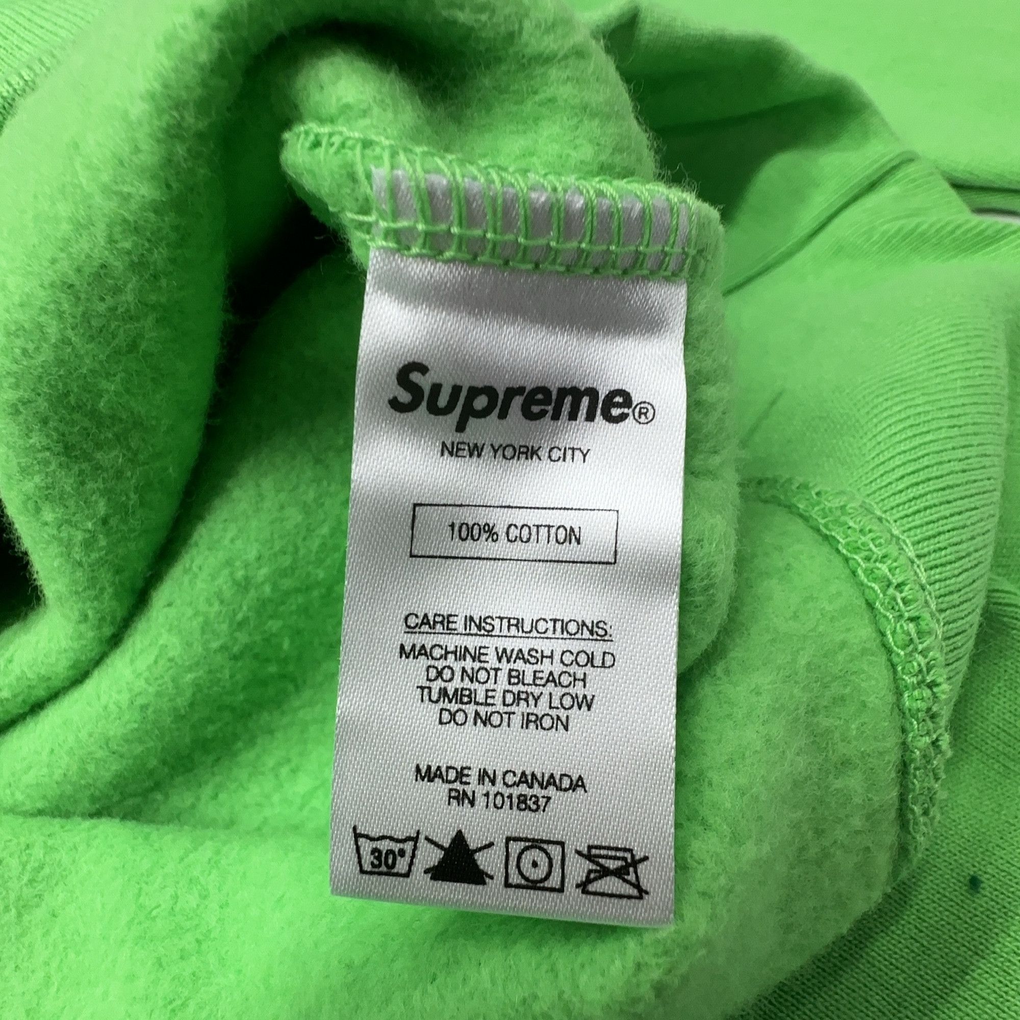 Supreme Supreme Small Box Crewneck Size M Size US M / EU 48-50 / 2 - 5 Thumbnail