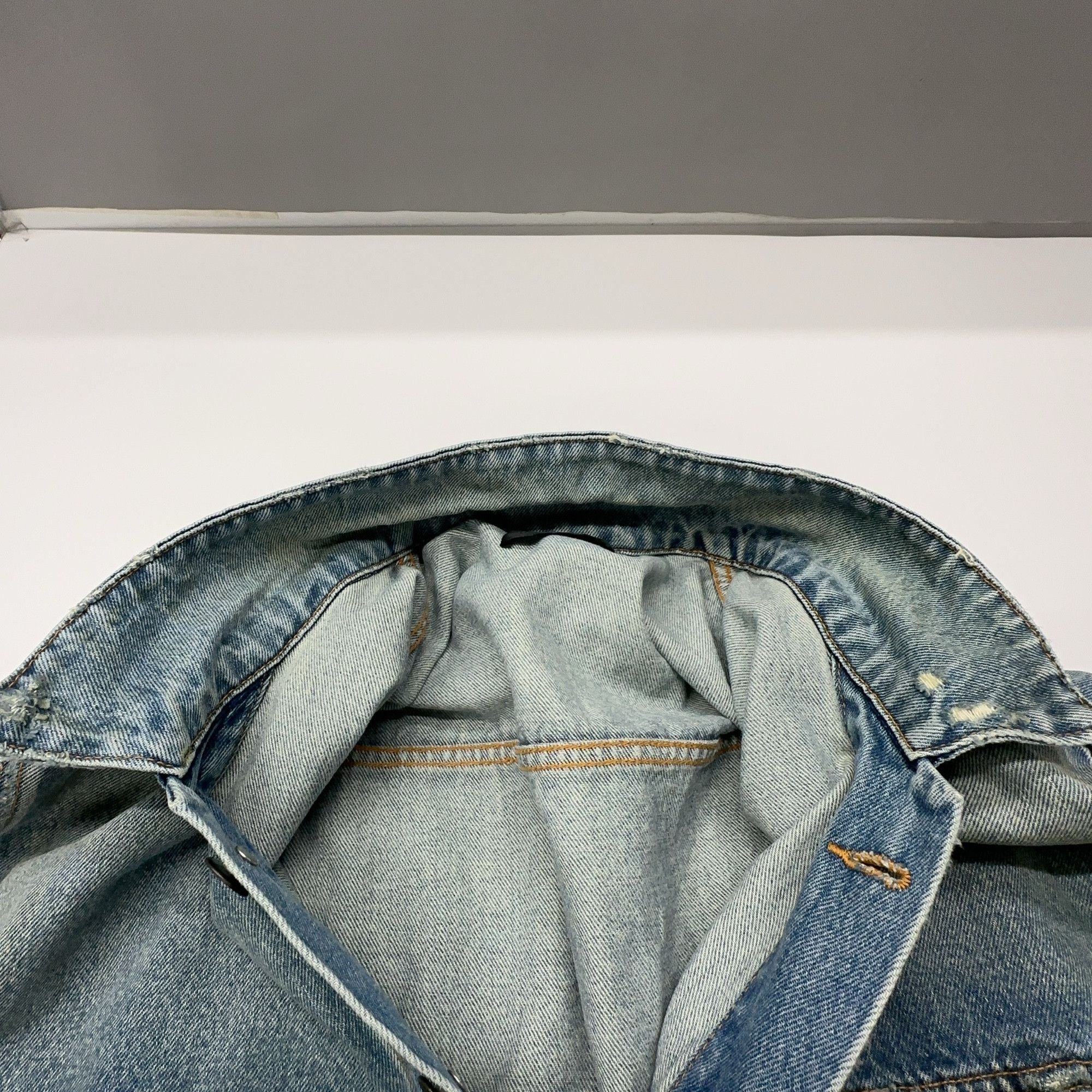 Balenciaga Balenciaga Distressed Denim Jacket Size S Size US S / EU 44-46 / 1 - 6 Thumbnail