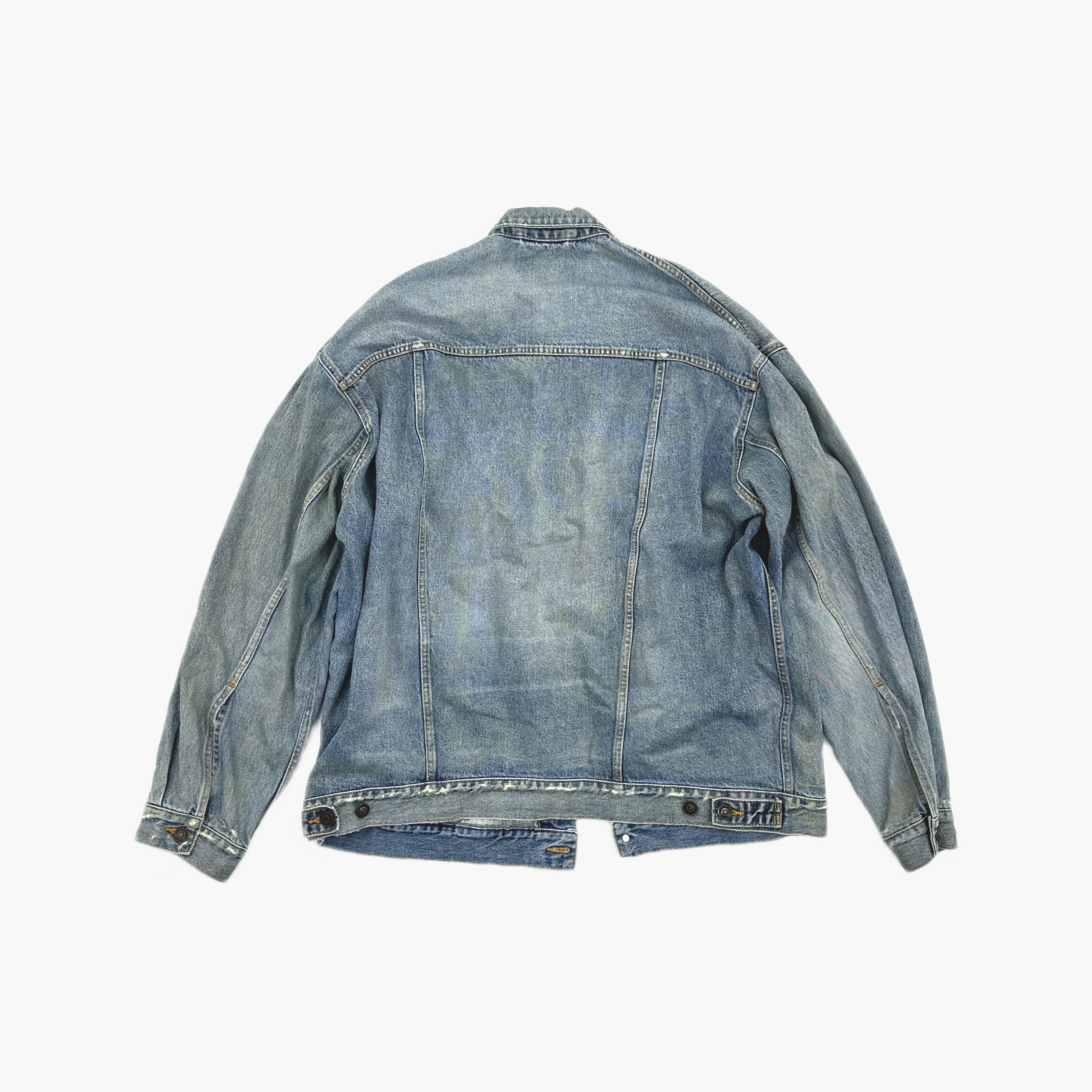 Balenciaga Balenciaga Distressed Denim Jacket Size S Size US S / EU 44-46 / 1 - 2 Thumbnail