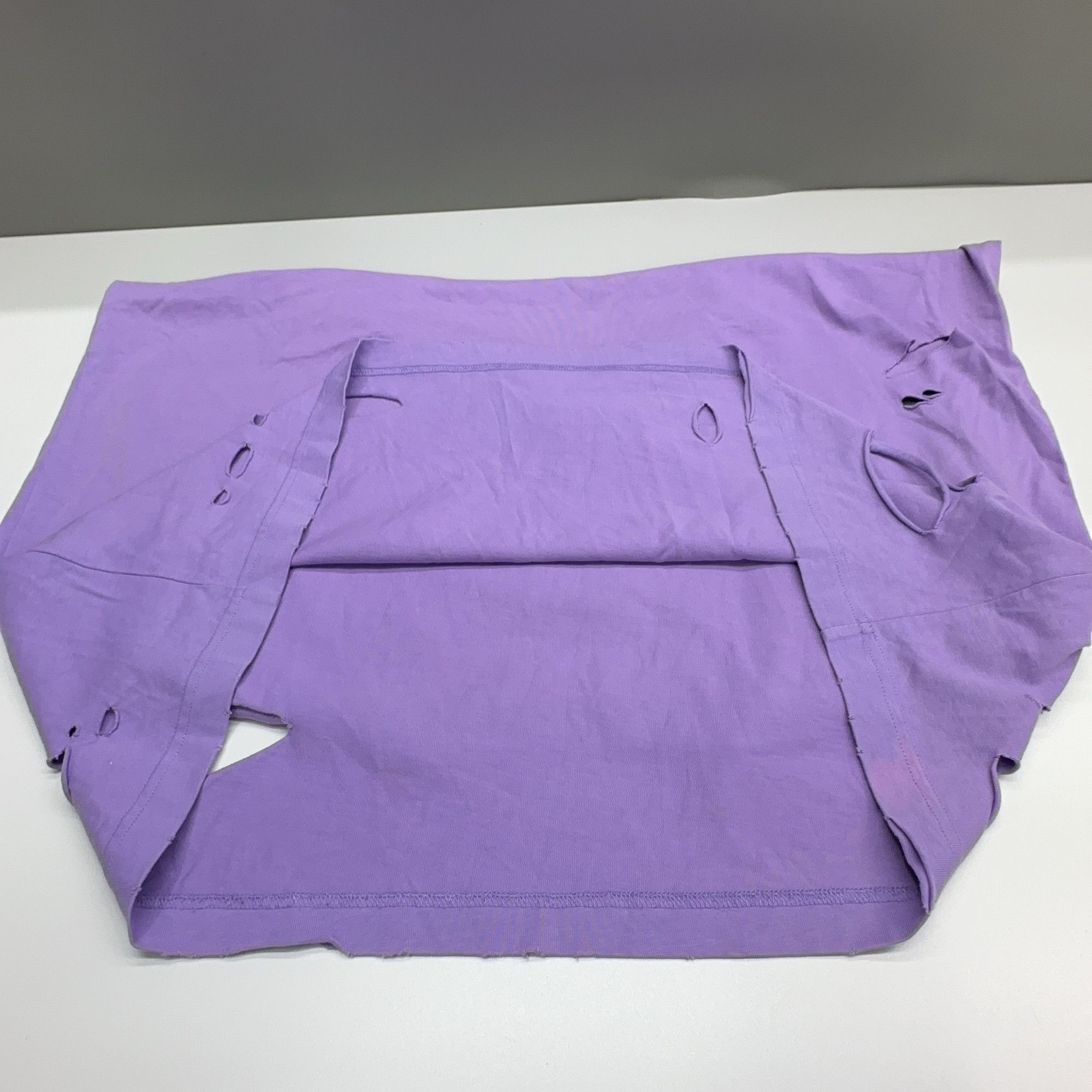 Balenciaga Balenciaga Destroyed Logo T-Shirt Purple Size XS Size US XS / EU 42 / 0 - 10 Thumbnail