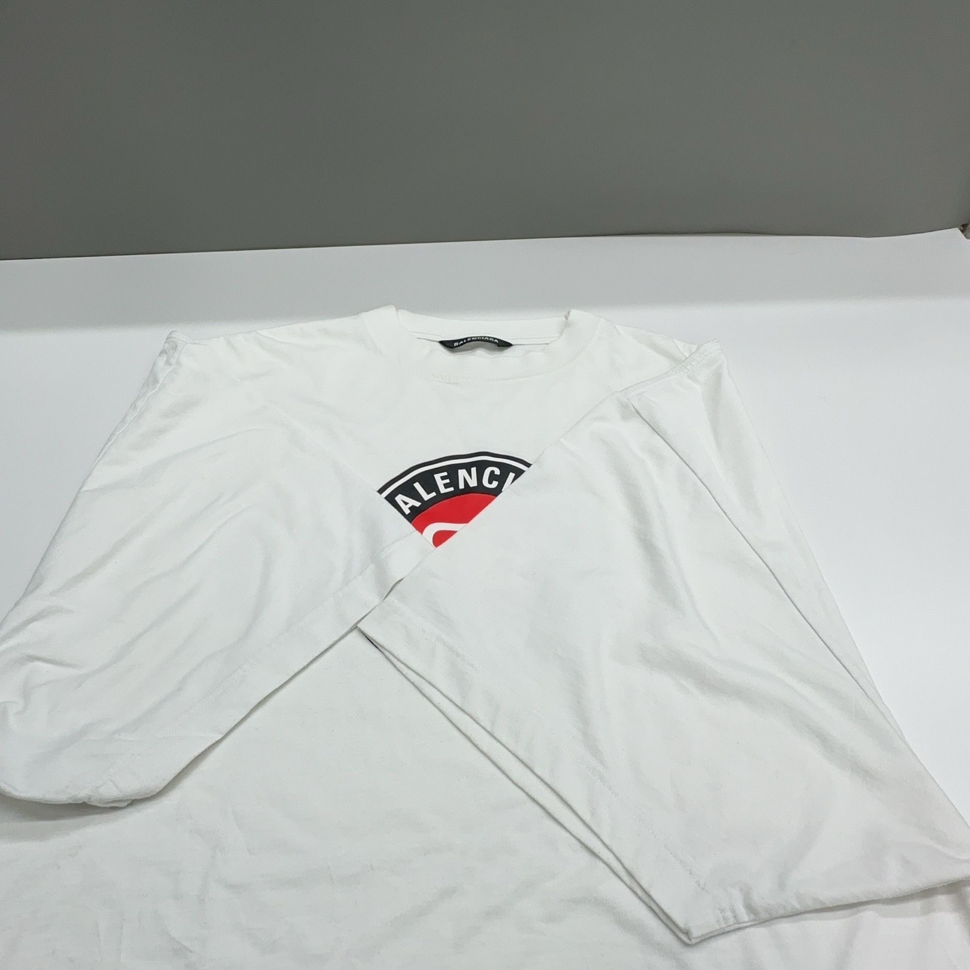Balenciaga Balenciaga BB Logo T-Shirt Size XXS Size US XXS / EU 40 - 9 Thumbnail
