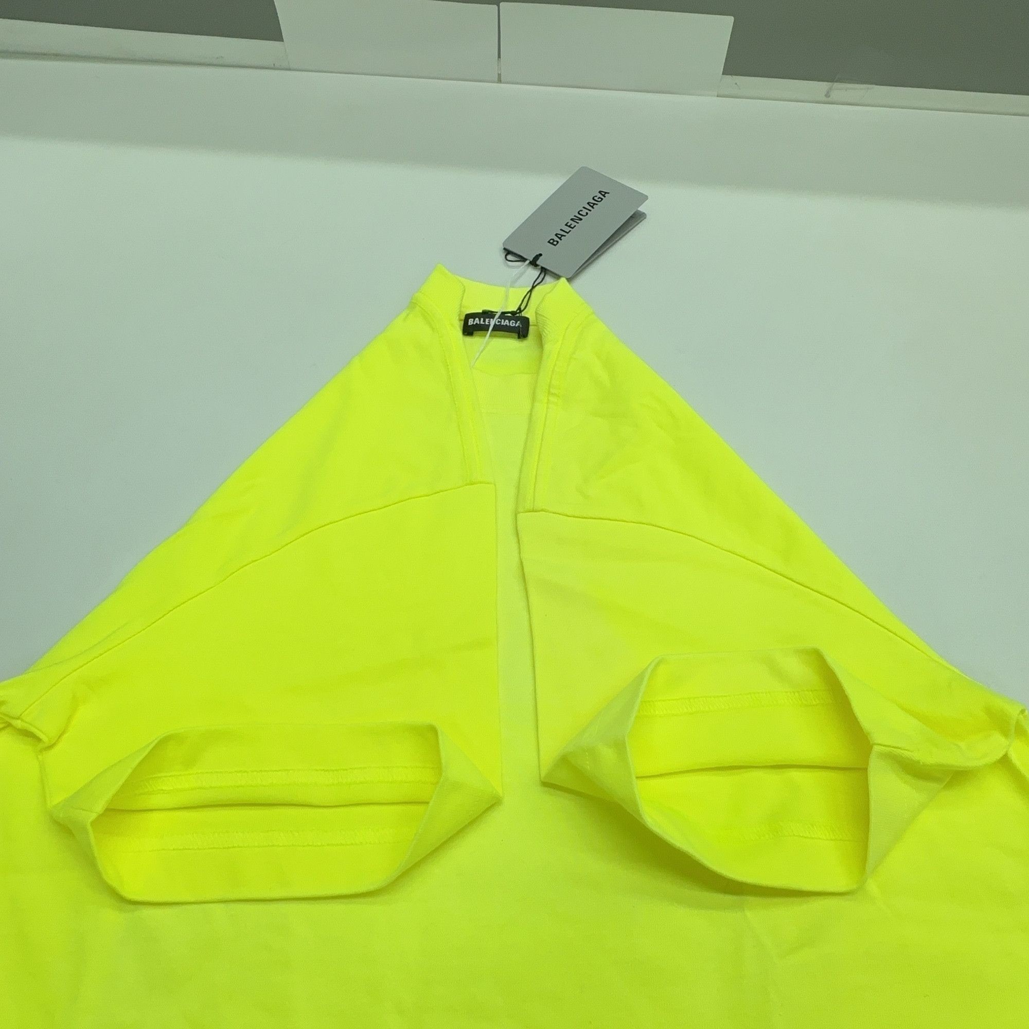 Balenciaga Balenciaga Wave Logo T-Shirt Size S Size US S / EU 44-46 / 1 - 10 Thumbnail