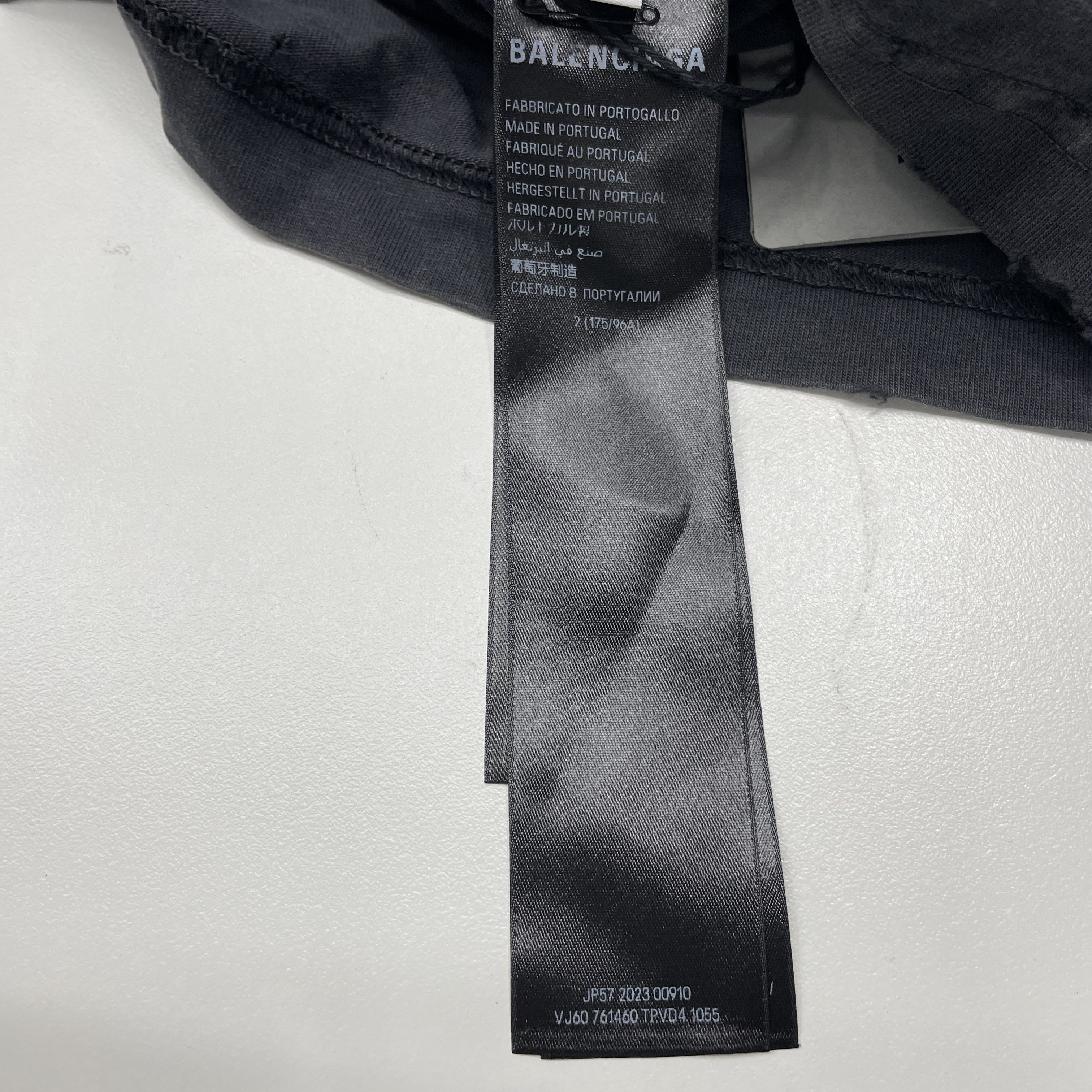 Balenciaga Balenciaga Pierced Neck T-Shirt Size 2 Size M / US 6-8 / IT 42-44 - 4 Thumbnail