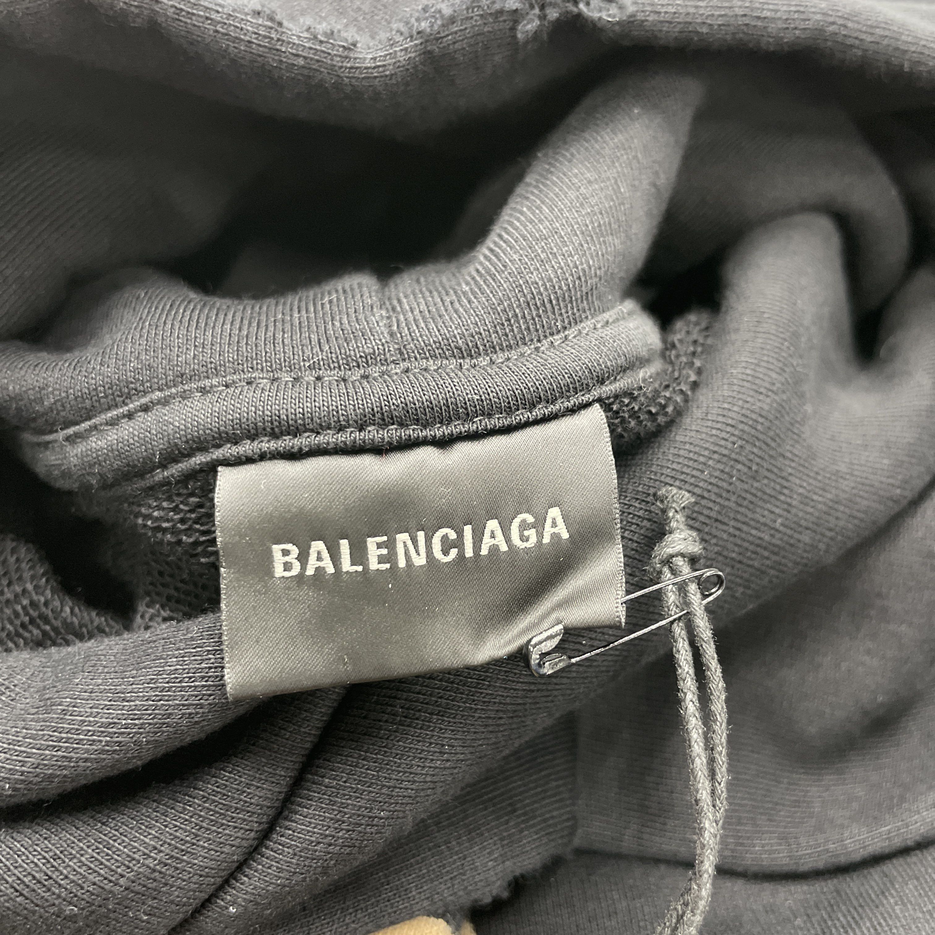 Balenciaga Balenciaga BB Logo Hoodie Size 3 Size US L / EU 52-54 / 3 - 3 Thumbnail