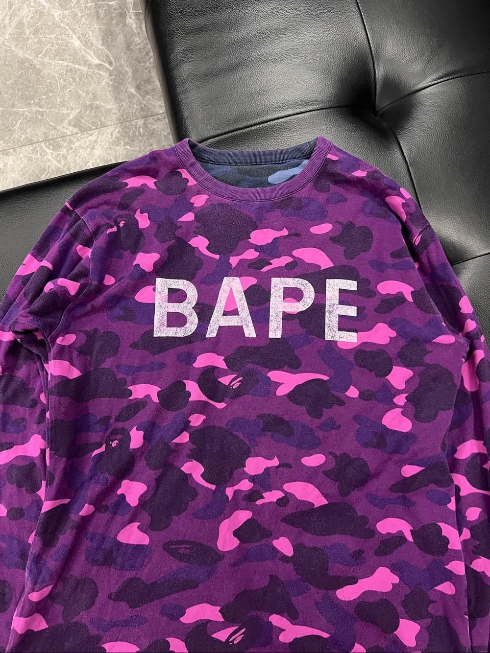 Bape A BATHING APE Reversible Camo Long Sleeve Tee Size L Size US L / EU 52-54 / 3 - 7 Thumbnail