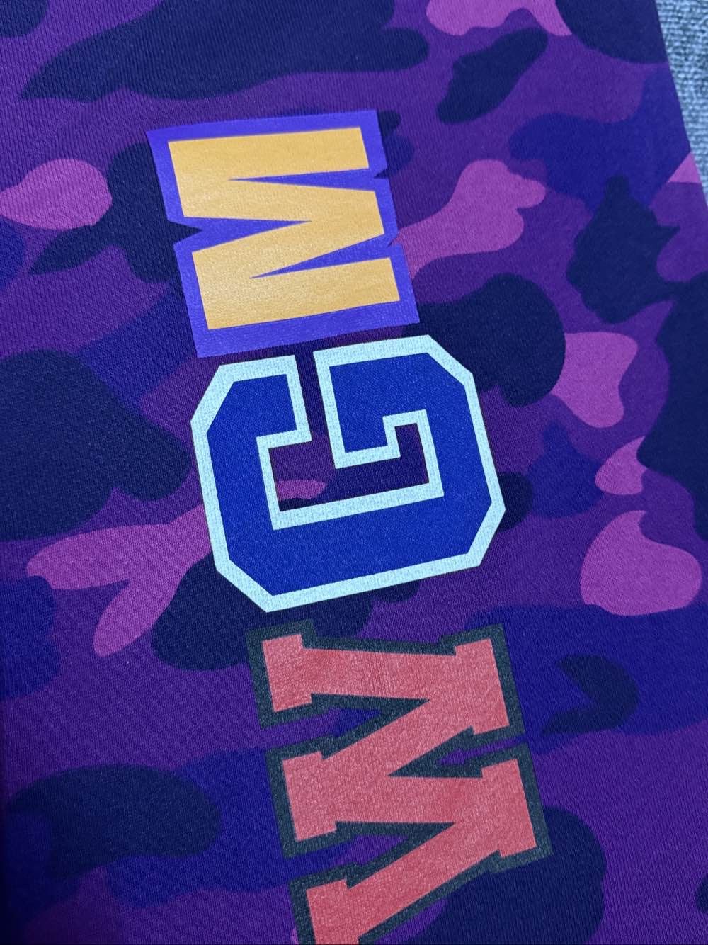 Bape A Bathing Ape Purple Camo Shark Shorts Size XL Size US 36 / EU 52 - 7 Thumbnail