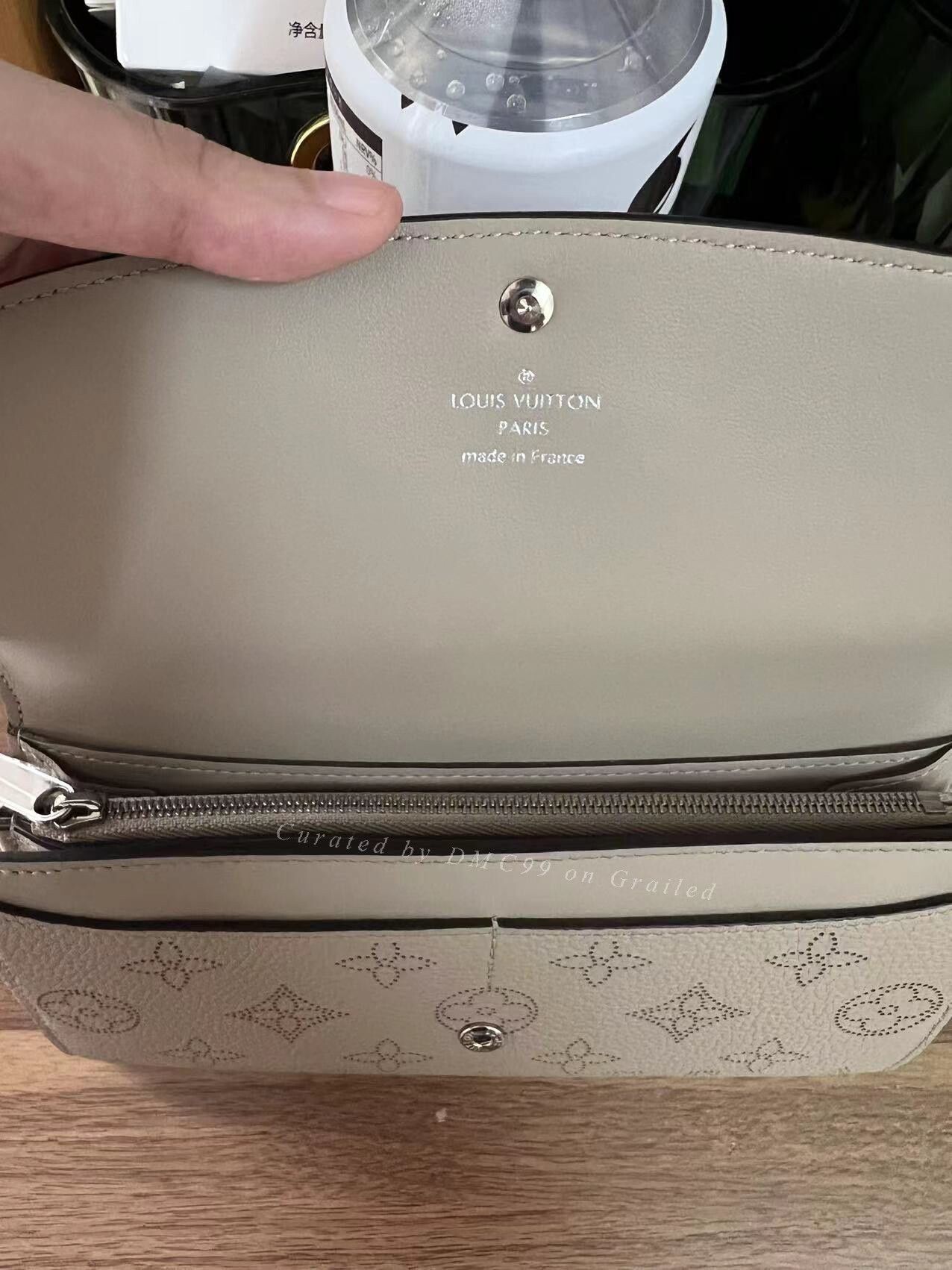 Louis Vuitton LV Hollow-Out Women's Wallet Size ONE SIZE - 3 Thumbnail