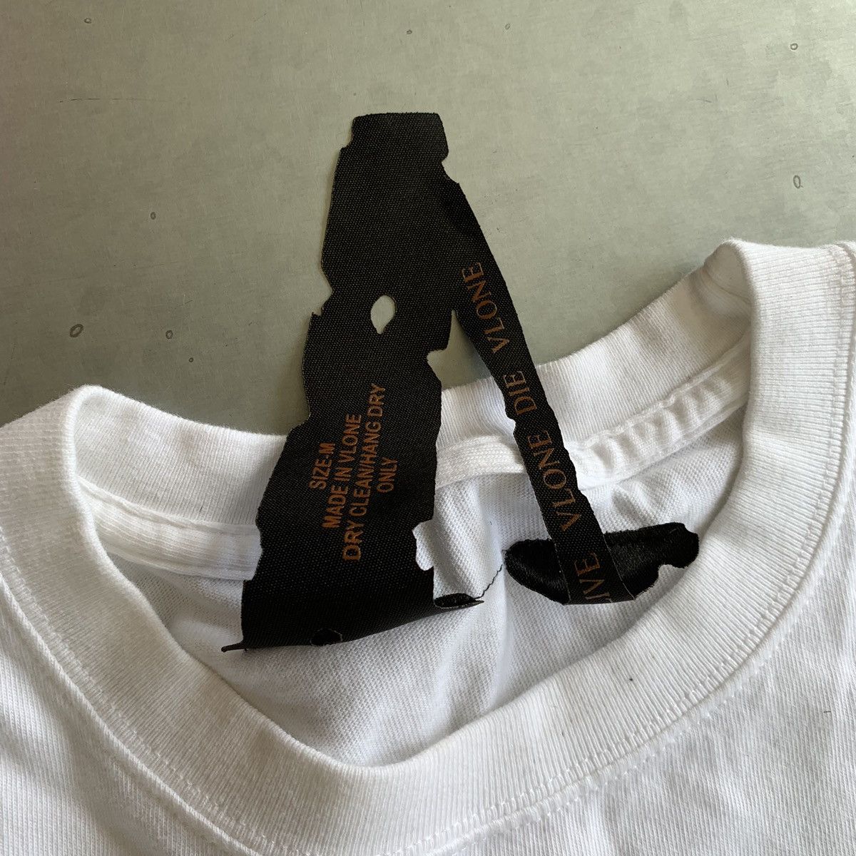 Vlone Vlone Staple Tee (White/Green) Size US M / EU 48-50 / 2 - 3 Thumbnail