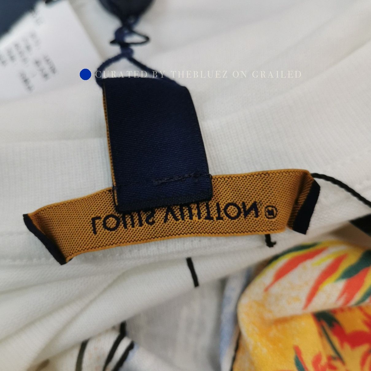 Louis Vuitton Tropical Print Tee in White Size US S / EU 44-46 / 1 - 5 Thumbnail