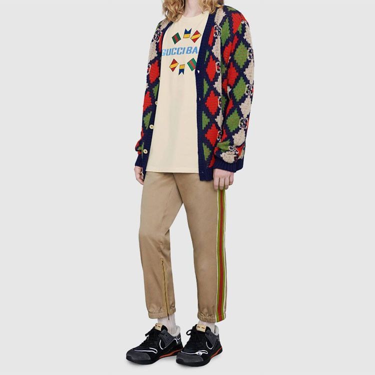 Gucci Band Logo Graphic T-Shirt in White Size US XS / EU 42 / 0 - 10 Thumbnail