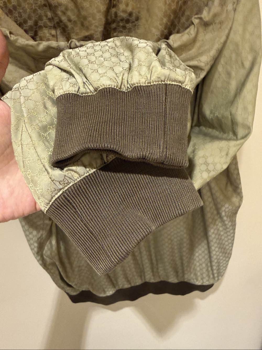 Gucci Monogram Hooded Jacket in Beige Size US M / EU 48-50 / 2 - 7 Thumbnail