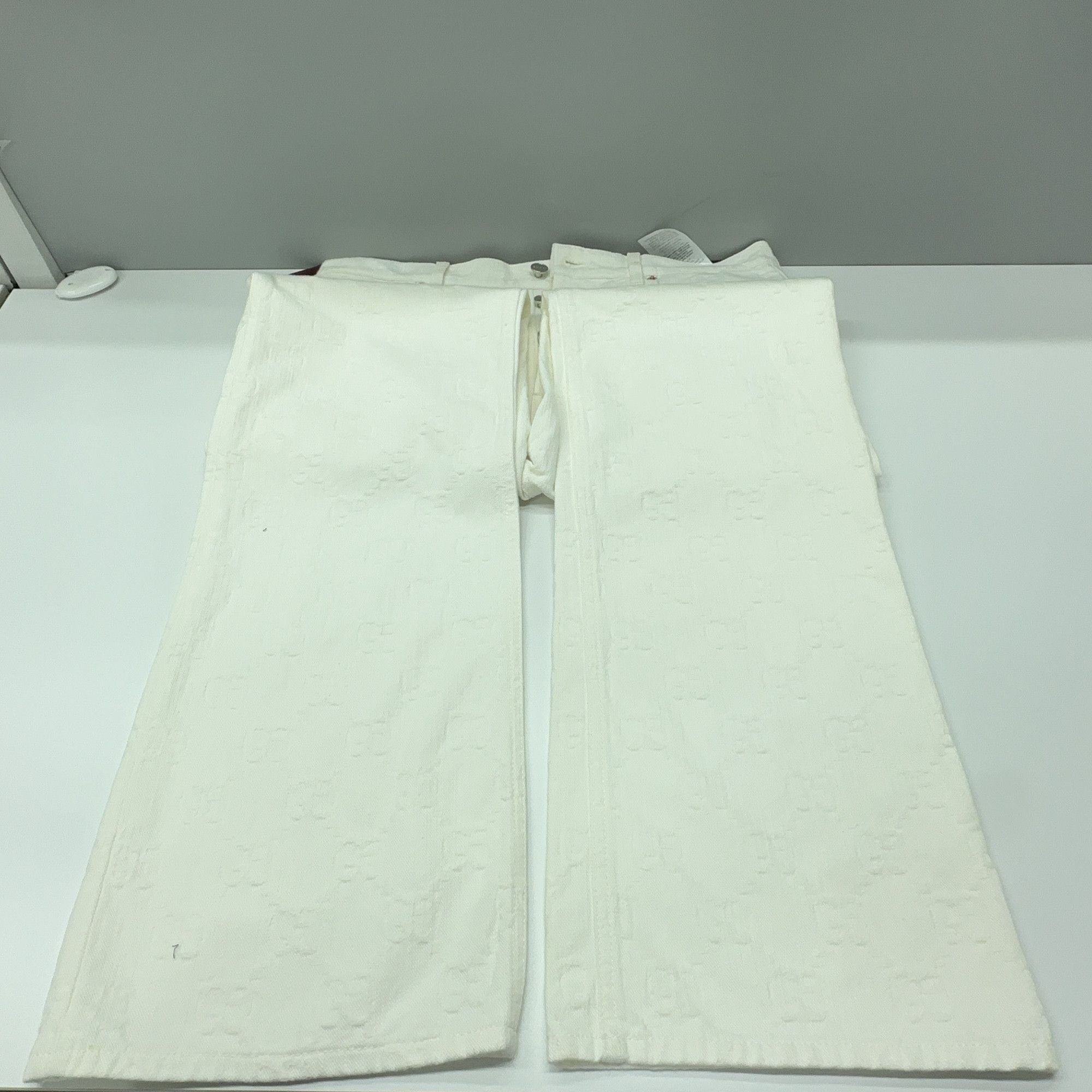 Gucci GG Embossed Denim Jeans in White Size US 34 / EU 50 - 8 Thumbnail