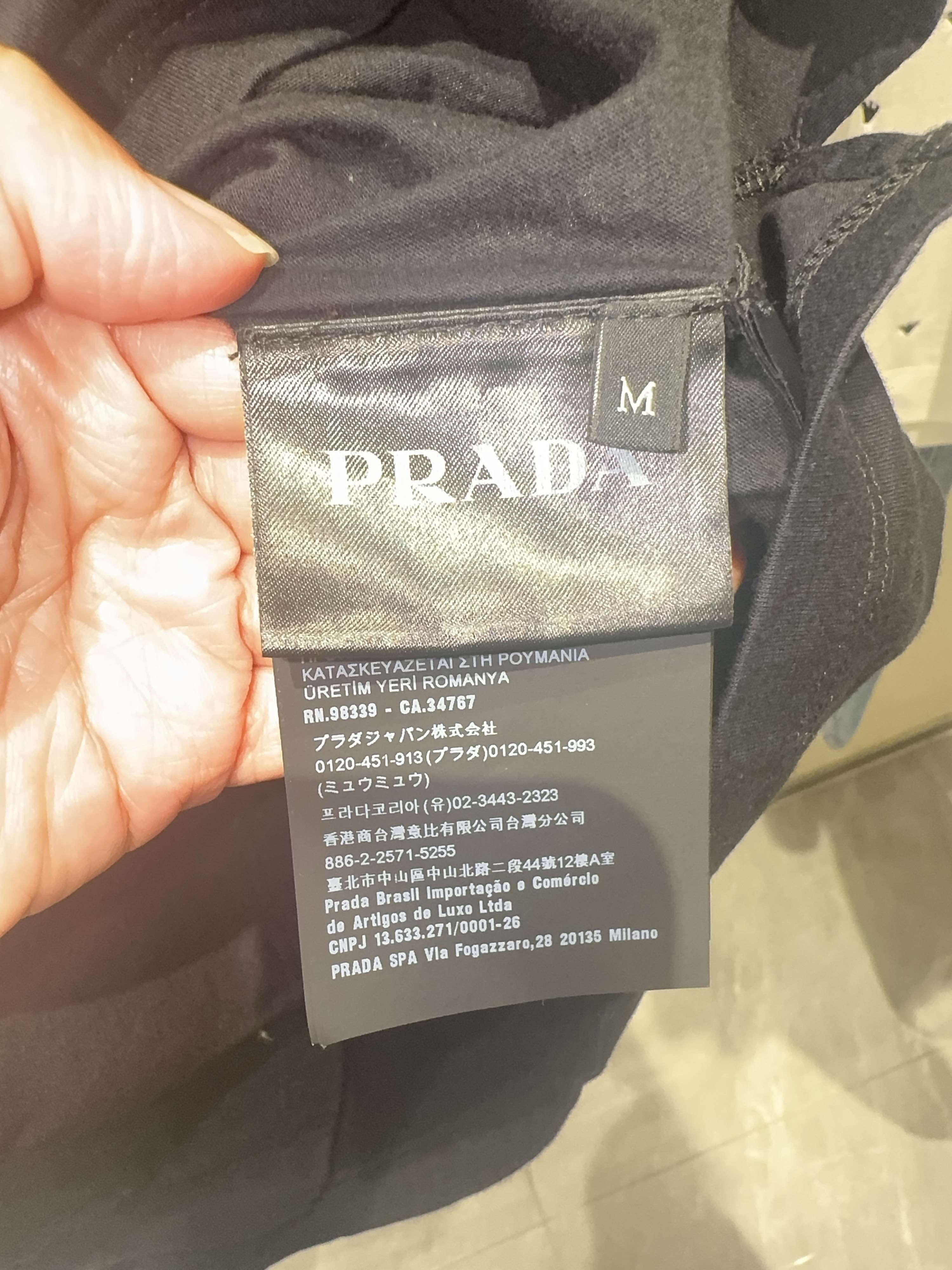 Prada Black Logo Print Short Sleeve T-Shirt Size US M / EU 48-50 / 2 - 4 Thumbnail
