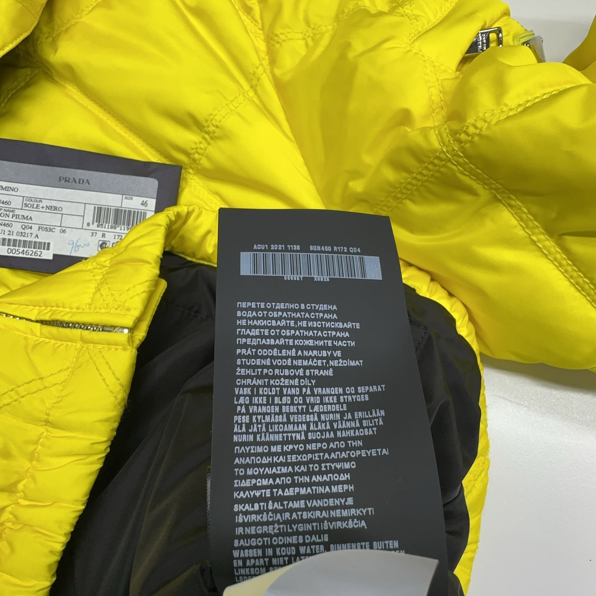 Prada Yellow Quilted Puffer Jacket Size US S / EU 44-46 / 1 - 4 Thumbnail