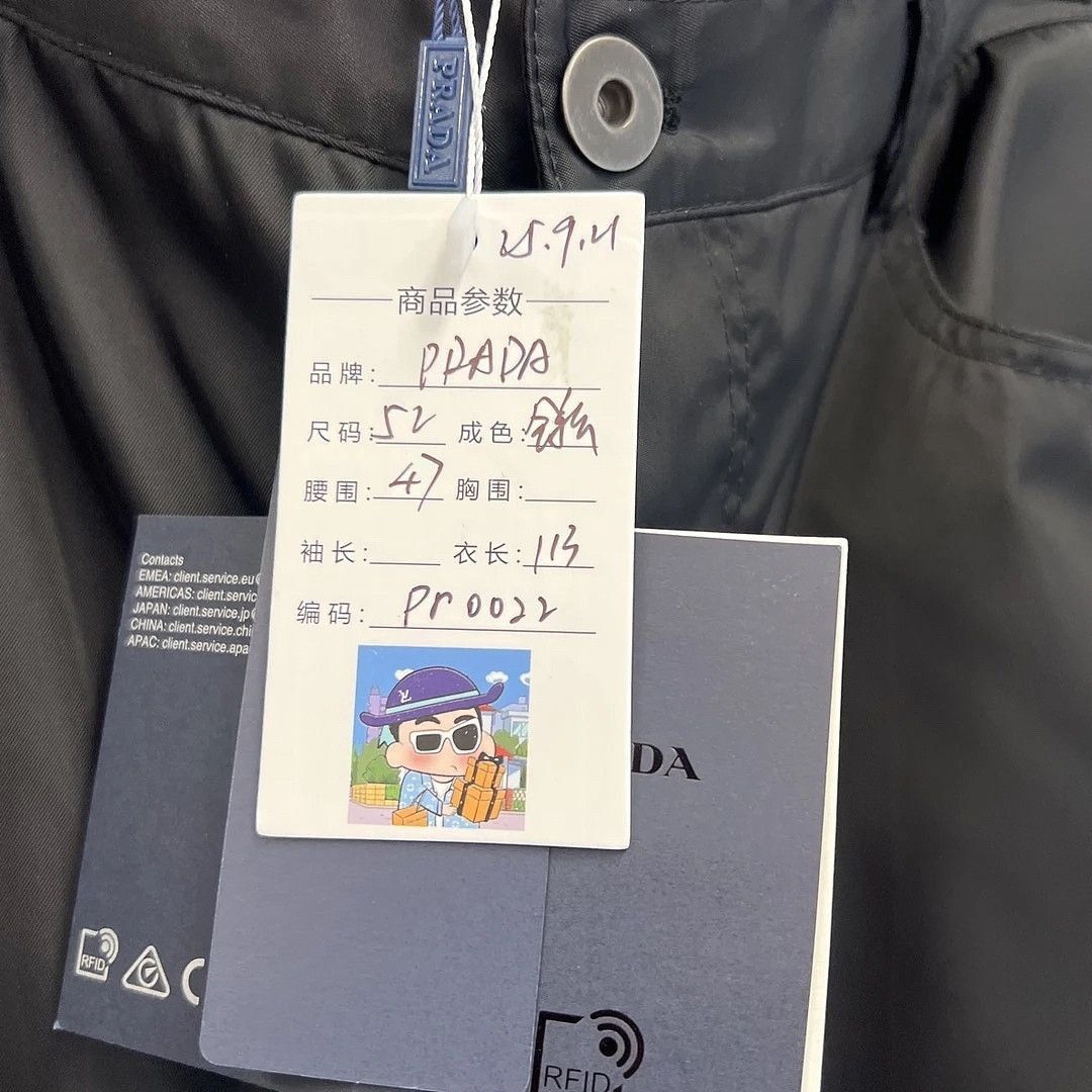 Prada Re-Nylon Casual Trousers in Black Size US 36 / EU 52 - 5 Thumbnail