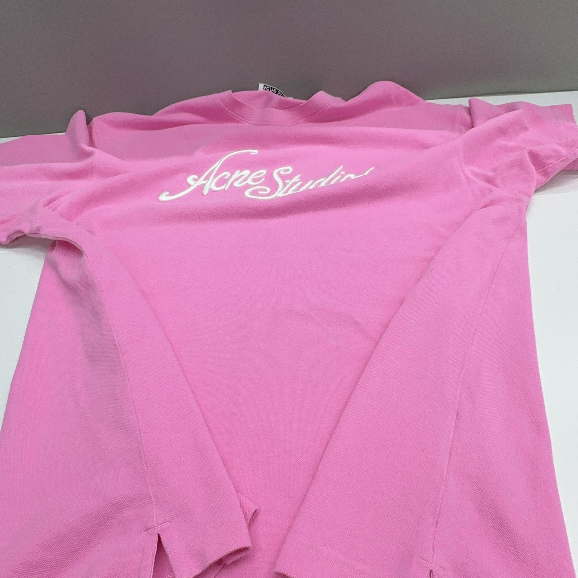 Acne Studios Embroidered Logo T-Shirt in Pink Size US XXL / EU 58 / 5 - 7 Thumbnail
