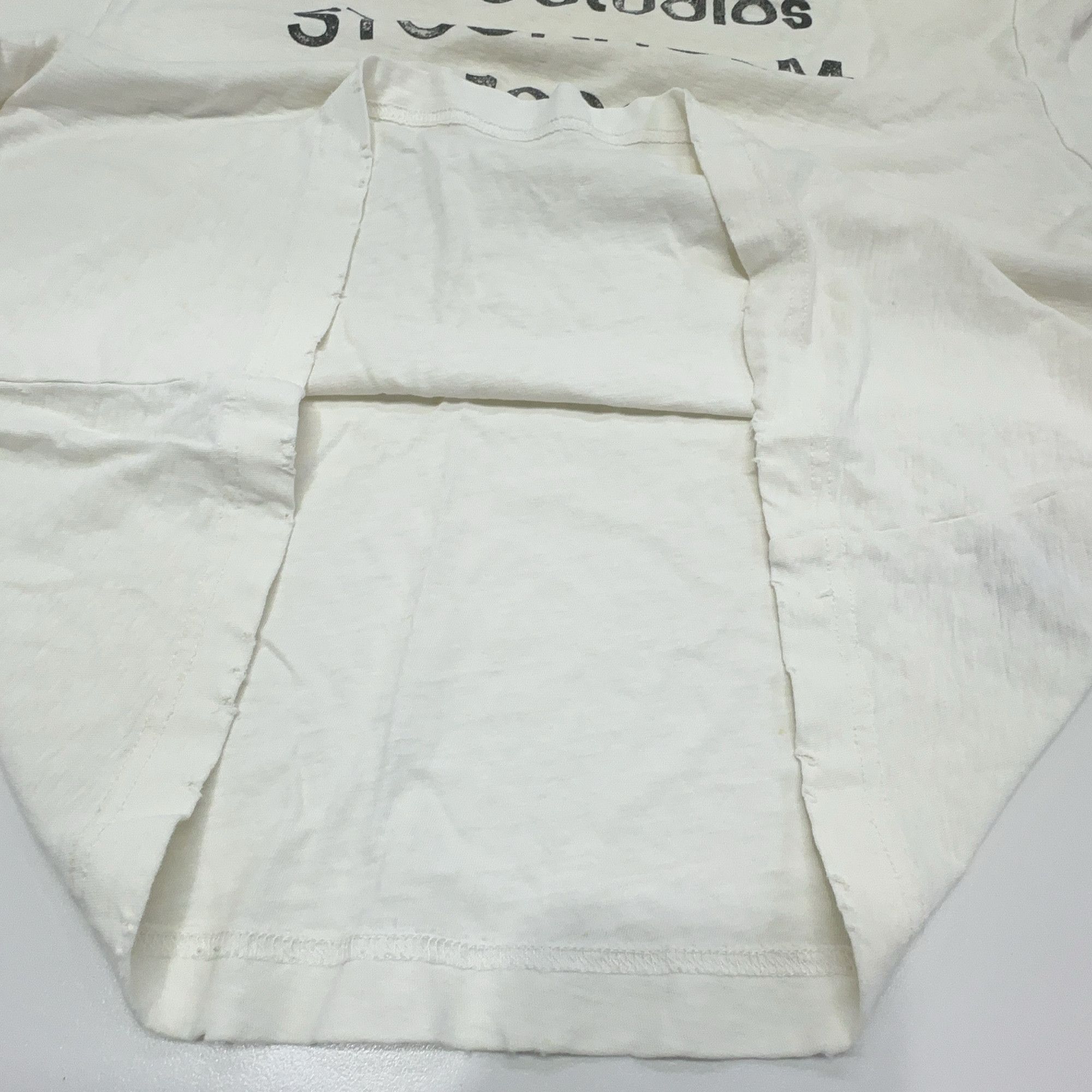 Acne Studios Minimalist Logo Tee in Crisp White Size US XXS / EU 40 - 8 Thumbnail