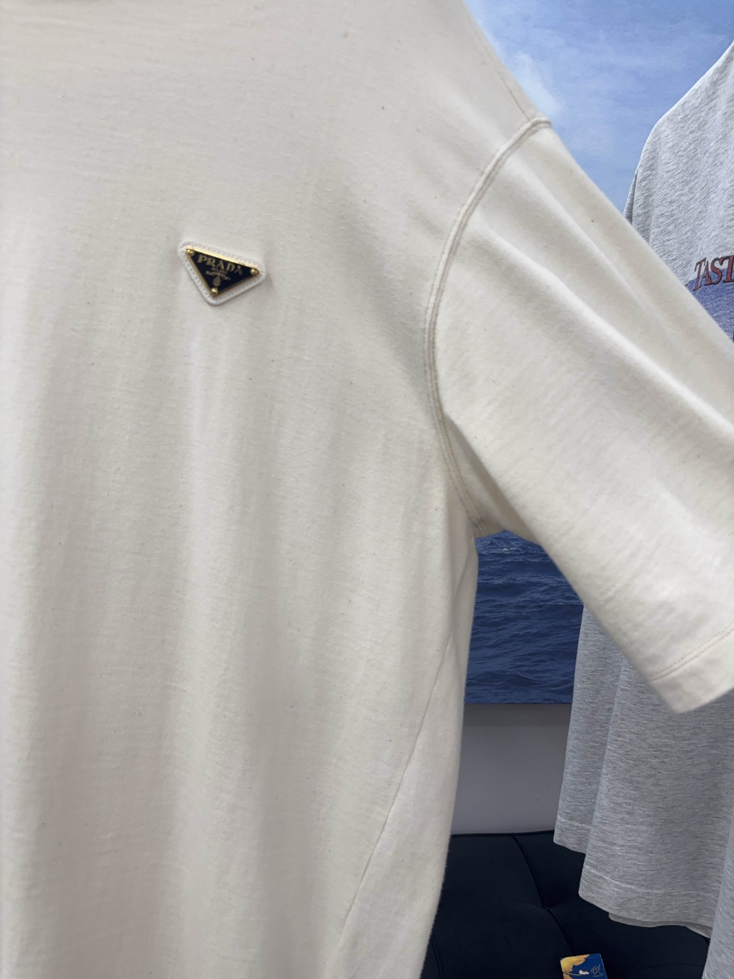 Prada Beige Triangle Logo T-Shirt, Size XL Size US XL / EU 56 / 4 - 8 Thumbnail