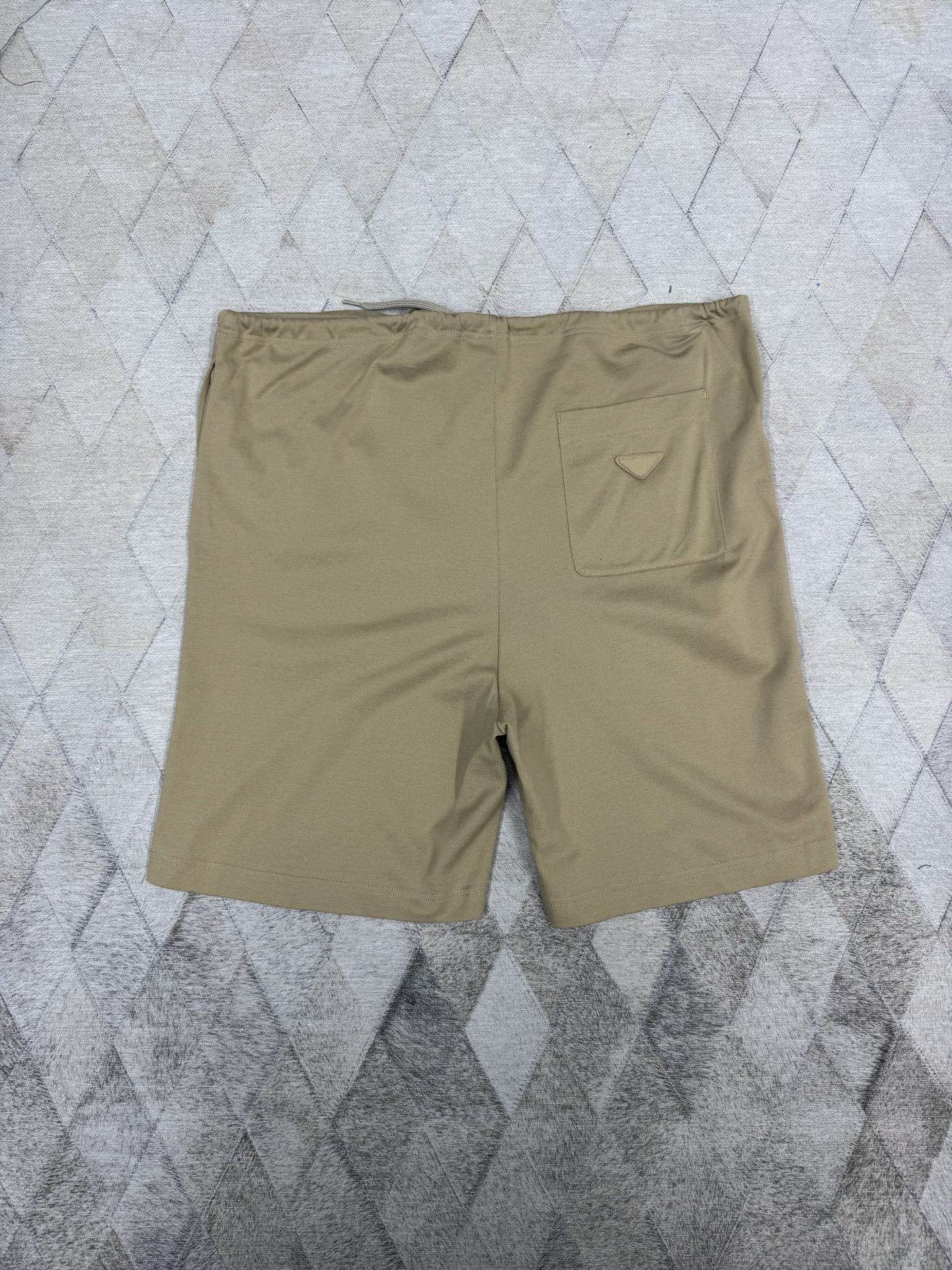 Prada Beige Casual Piquet Shorts Size US 30 / EU 46 - 2 Thumbnail