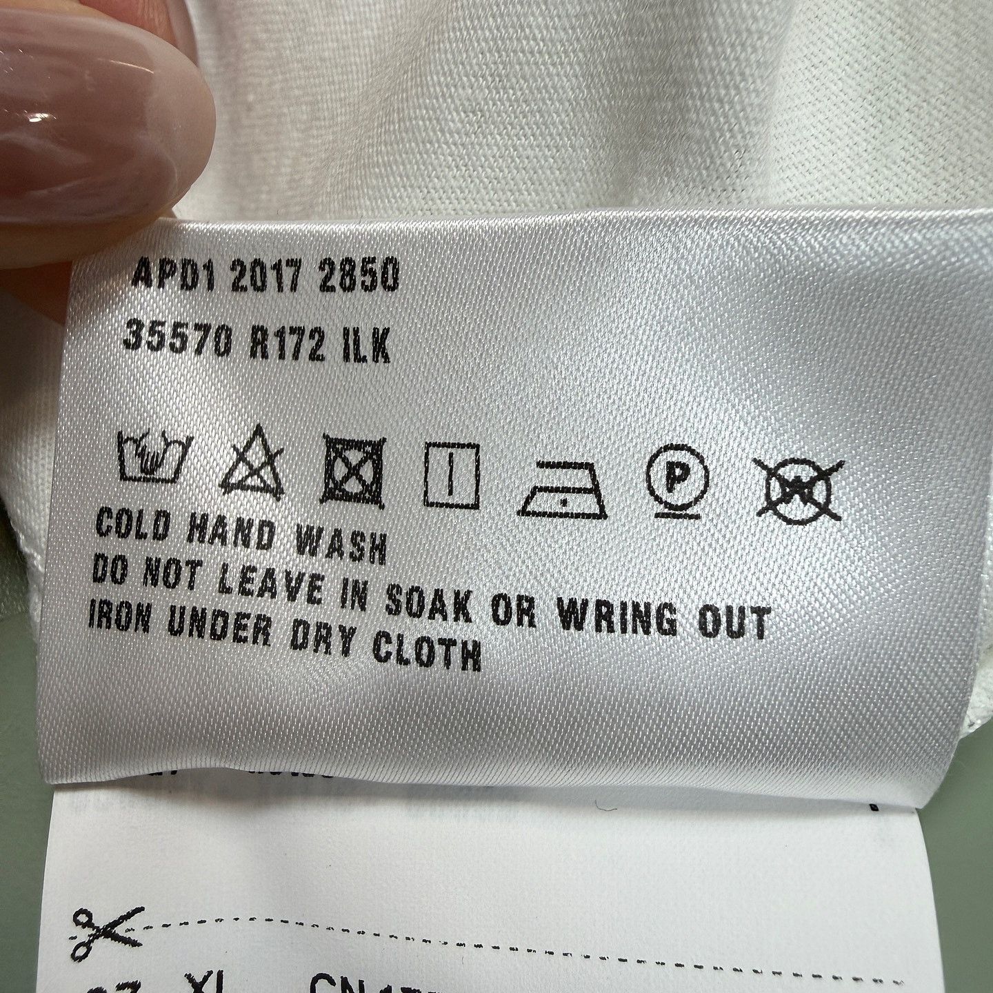 Prada Classic Logo Cotton T-Shirt in White Size US XL / EU 56 / 4 - 4 Thumbnail