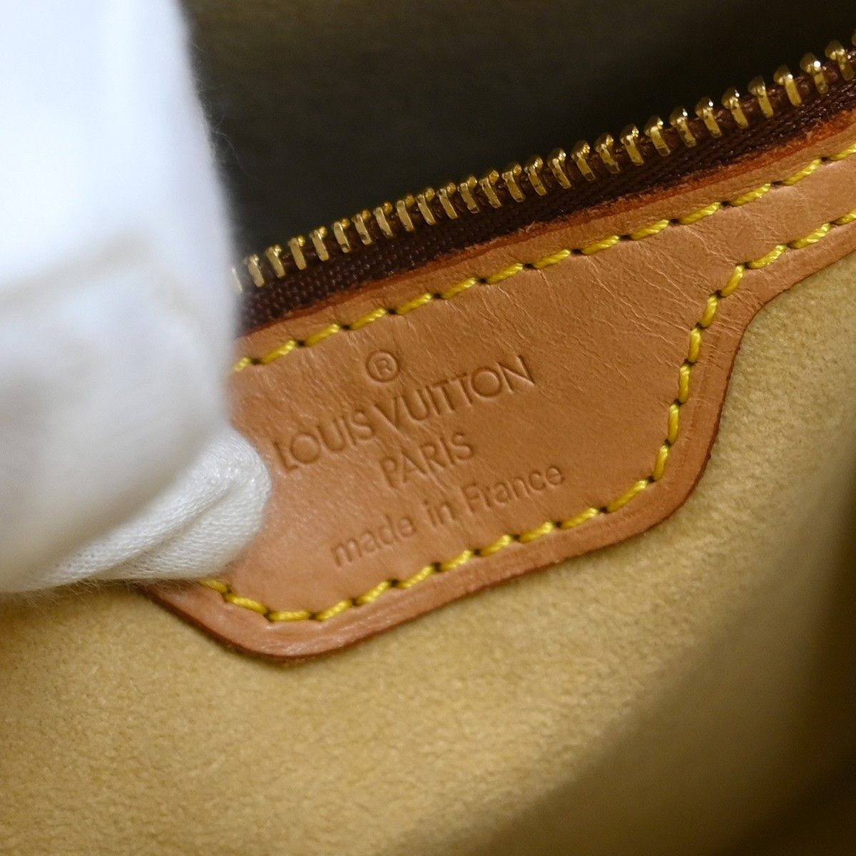 Louis Vuitton Louis Vuitton Monogram Looping Handbag Monogram Canvas Size ONE SIZE - 4 Thumbnail