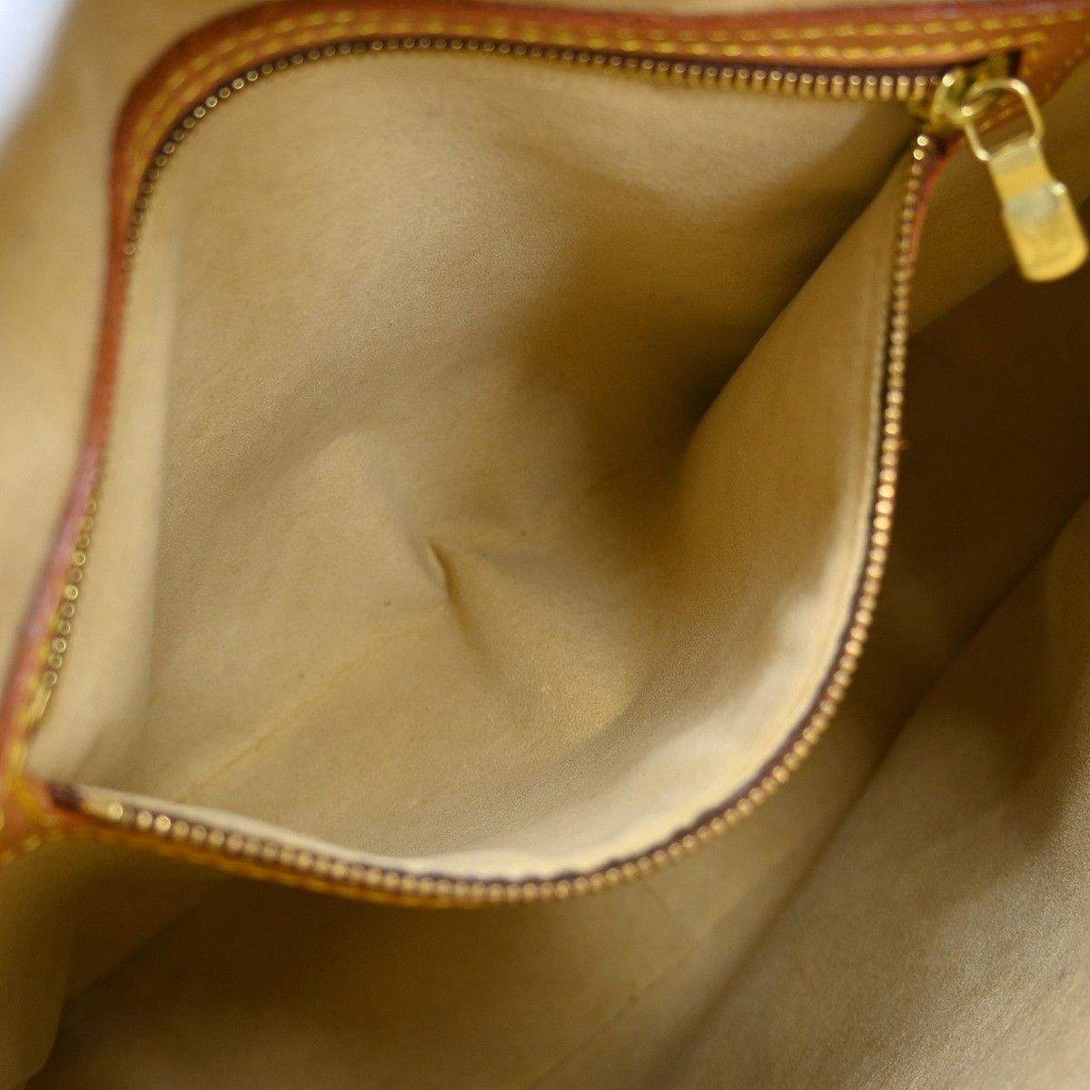 Louis Vuitton Louis Vuitton Monogram Looping Handbag Monogram Canvas Size ONE SIZE - 14 Thumbnail
