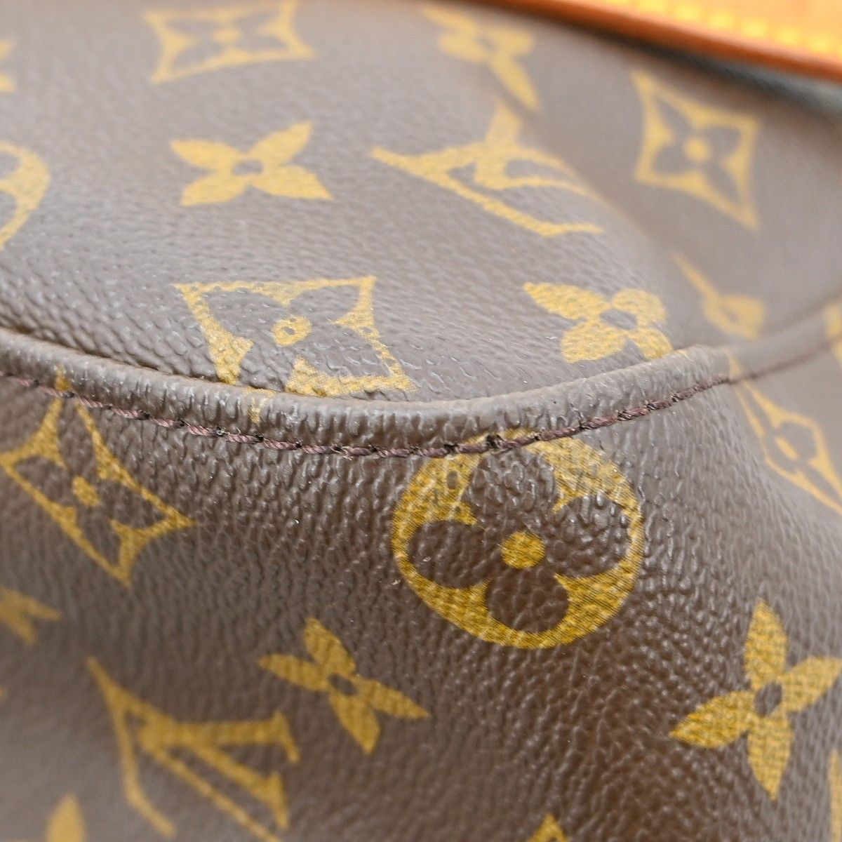 Louis Vuitton Louis Vuitton Monogram Looping Handbag Monogram Canvas Size ONE SIZE - 8 Thumbnail